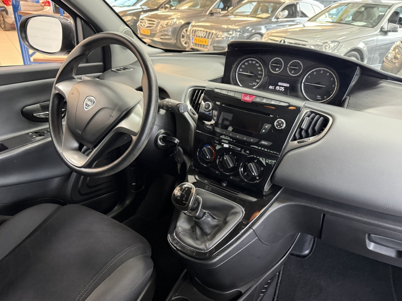 Foto van Lancia Ypsilon