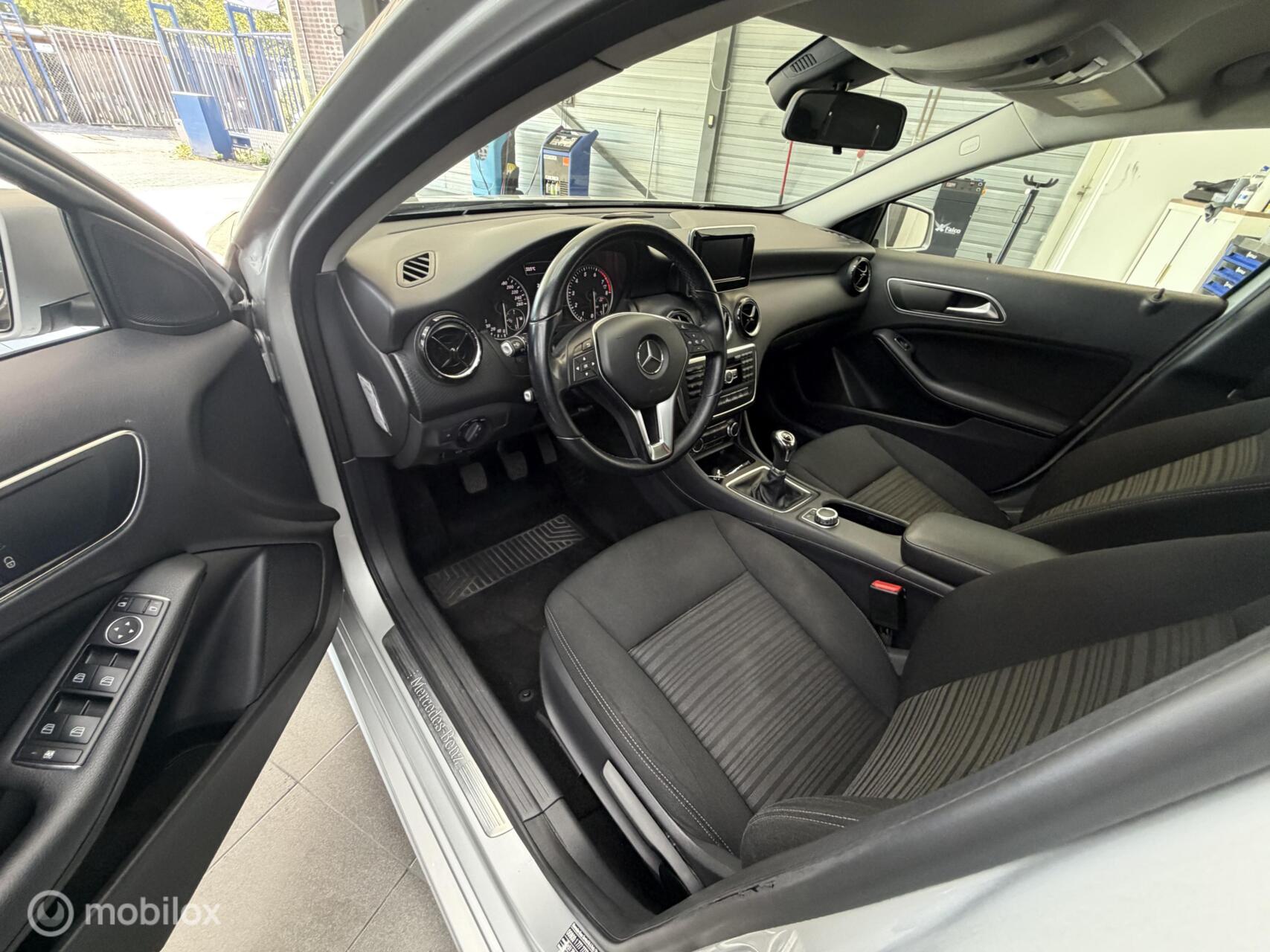 Foto van Mercedes-Benz A 180