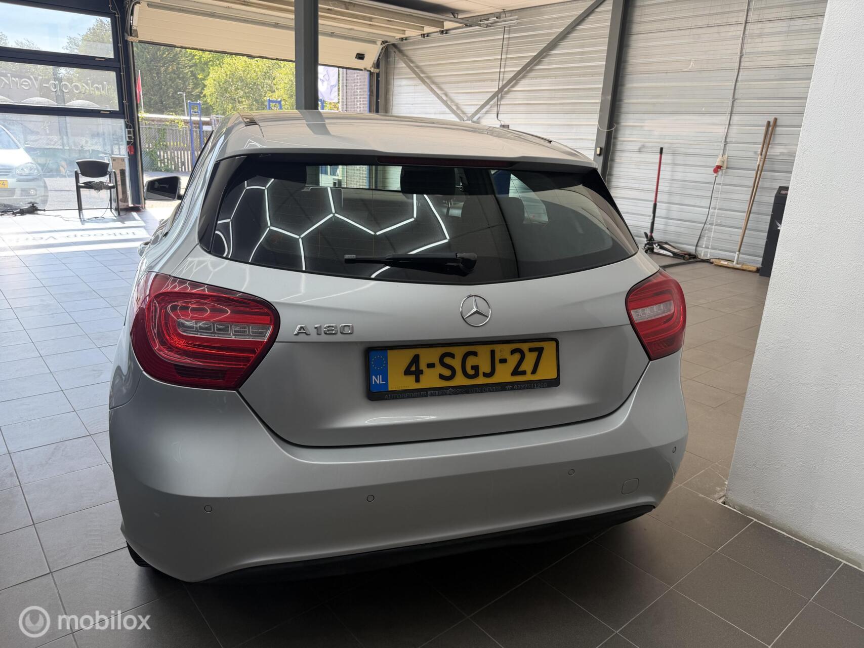 Foto van Mercedes-Benz A 180