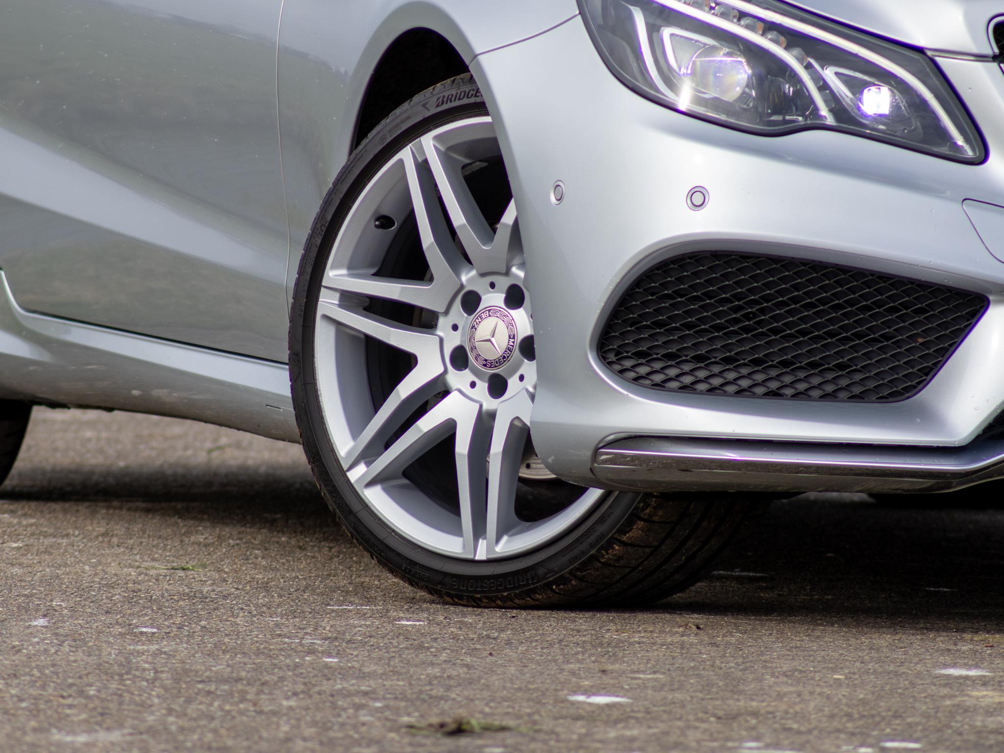 Foto van Mercedes-Benz E 200