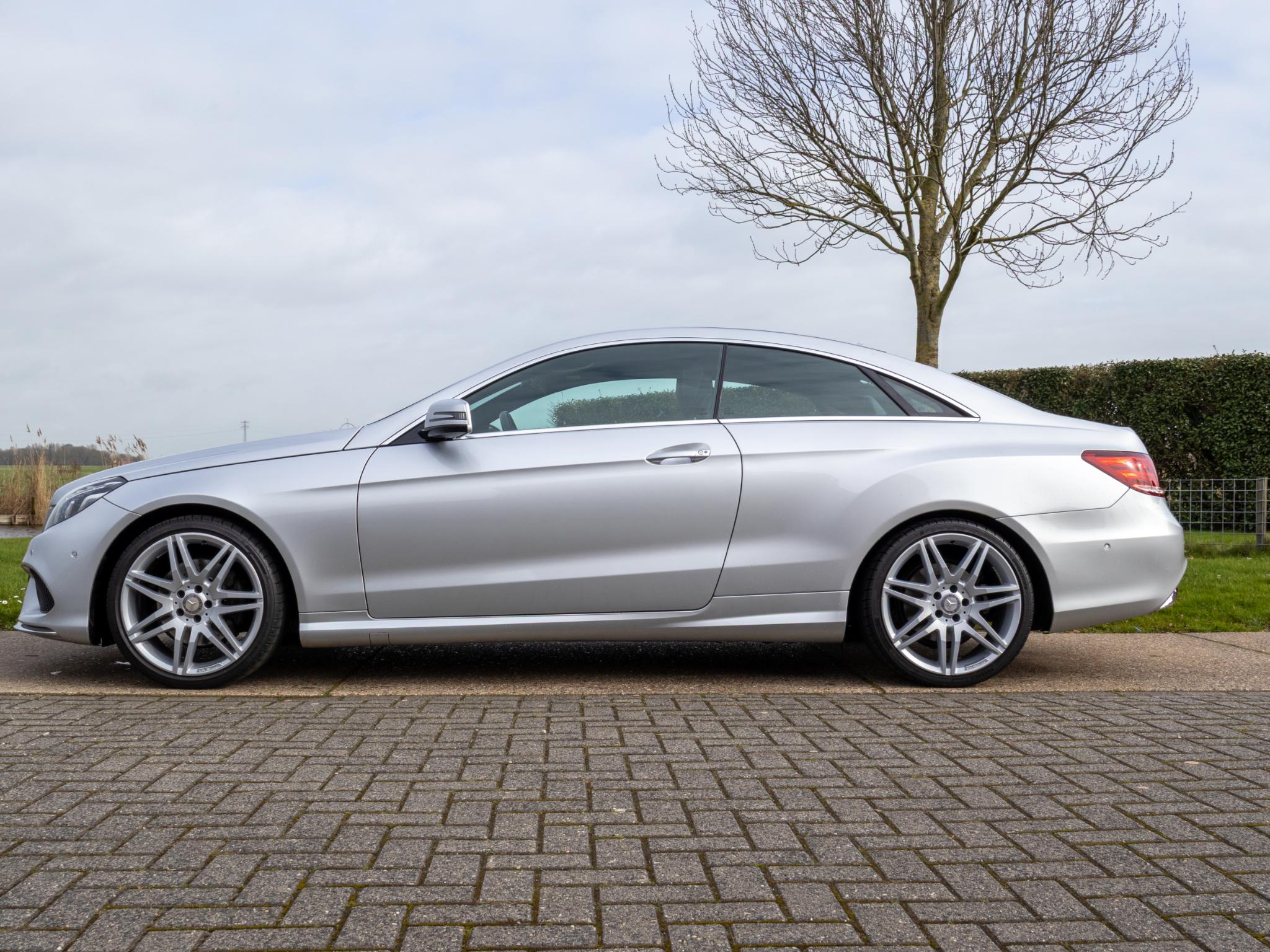 Foto van Mercedes-Benz E 200