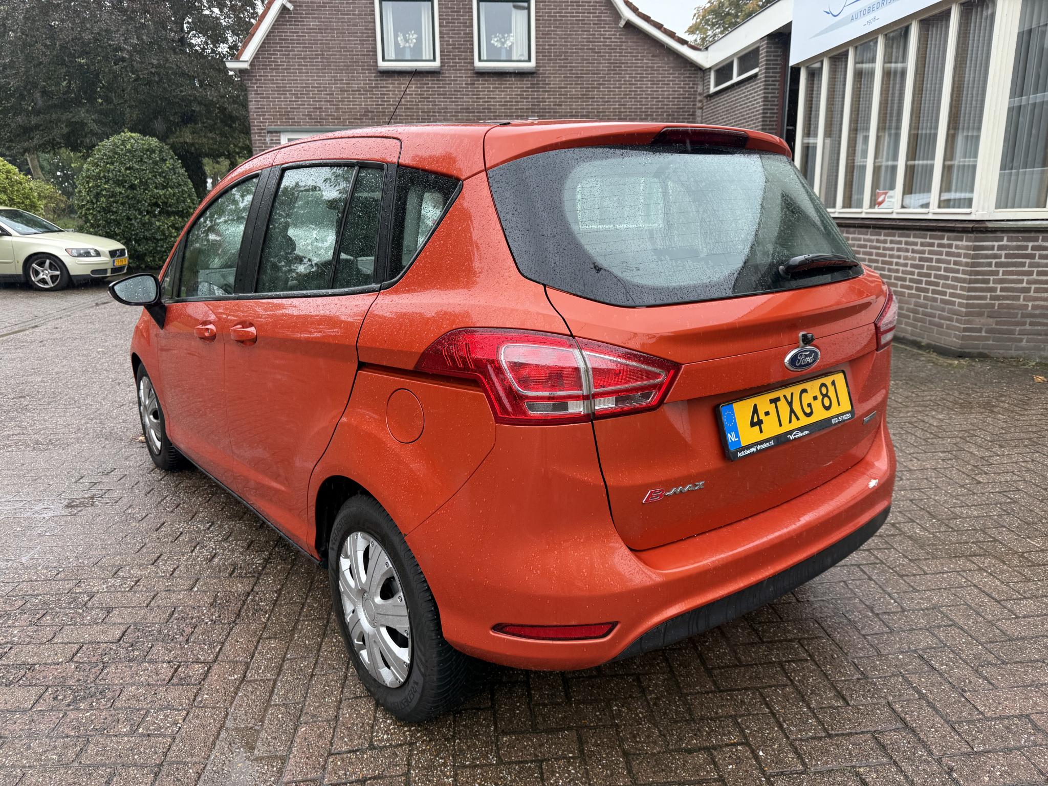 Foto van Ford B-max