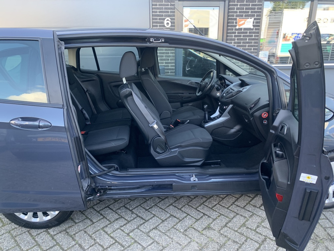 Foto van Ford B-max