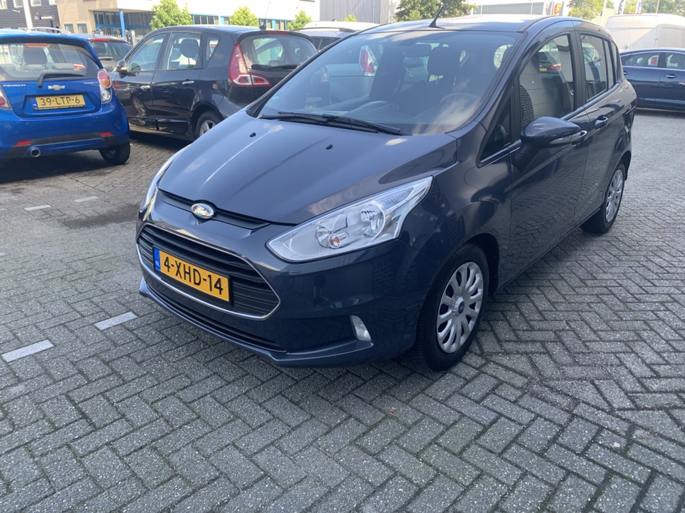Foto van Ford B-max