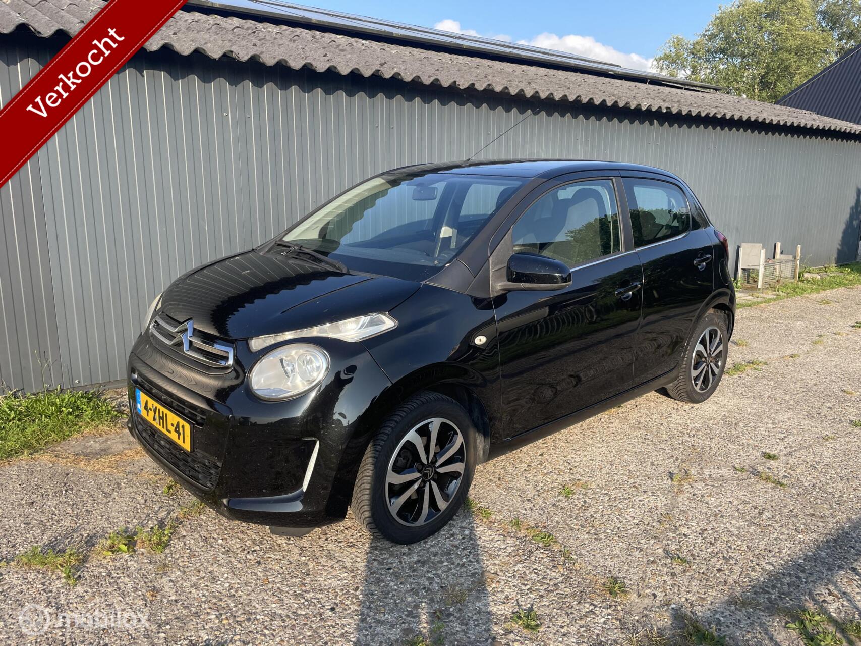 Citroen Citroen C1 1.0 e-VTi Shine Airco/Cruise/Camera/Navi/15"! 2014 - voorkant