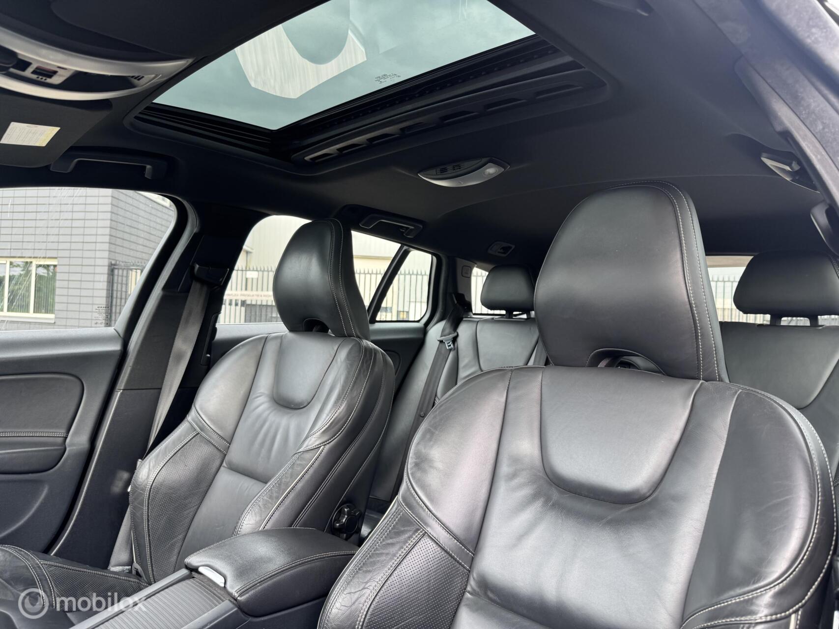 Foto van Volvo V60 Plug In Hybrid