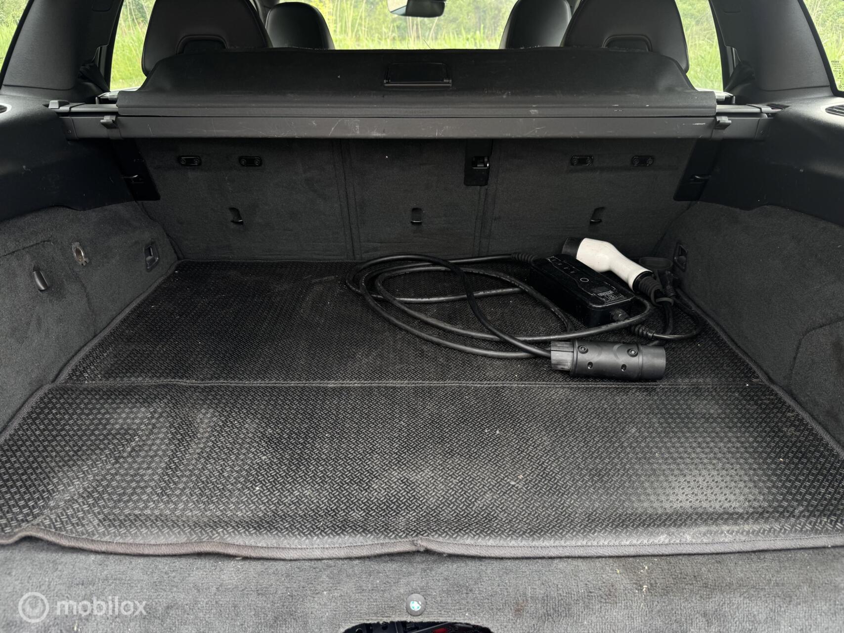 Foto van Volvo V60 Plug In Hybrid
