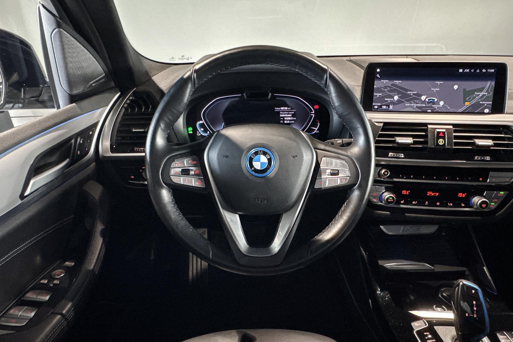 Foto van BMW Ix3