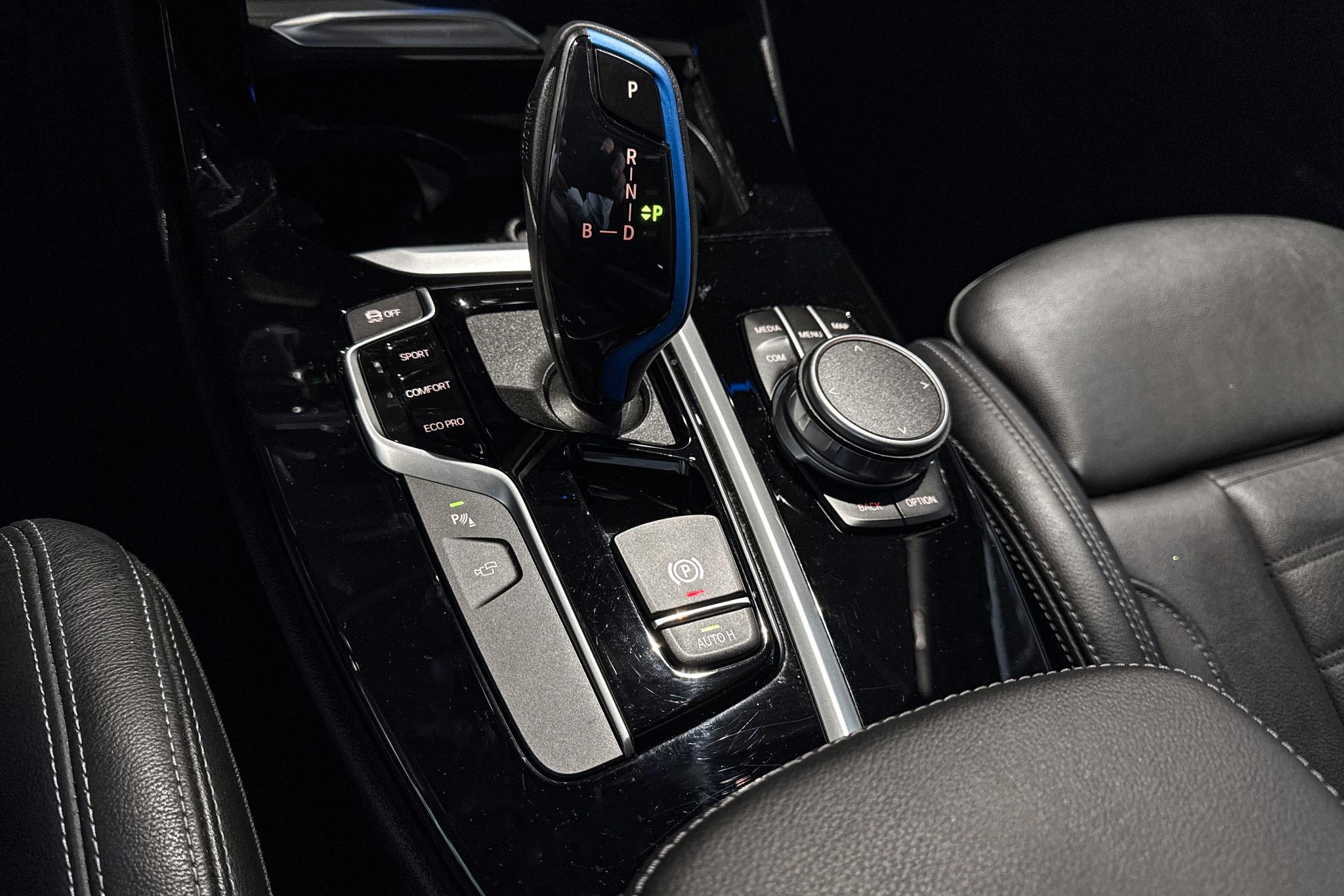 Foto van BMW Ix3