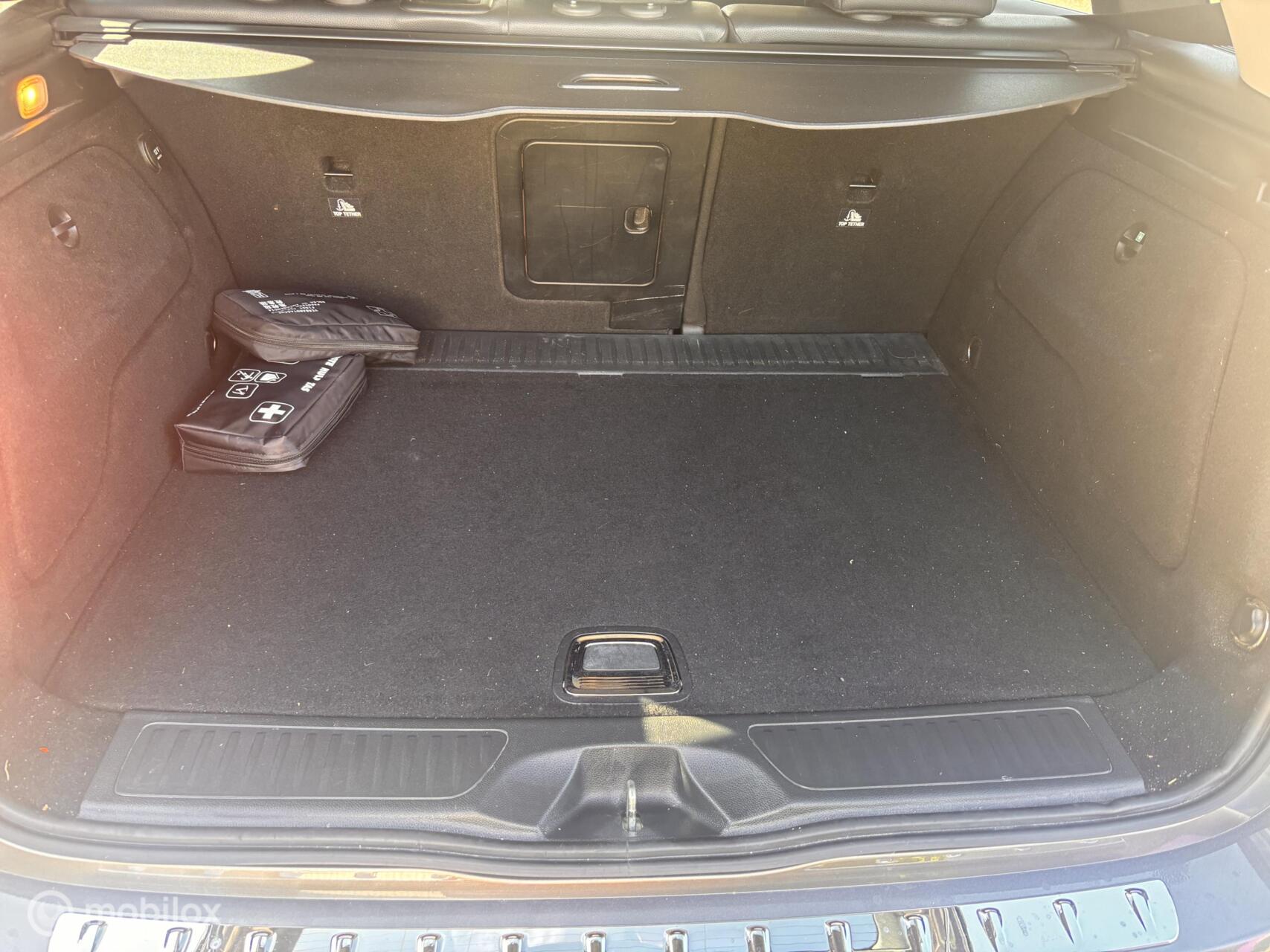 Foto van Mercedes-Benz B 180