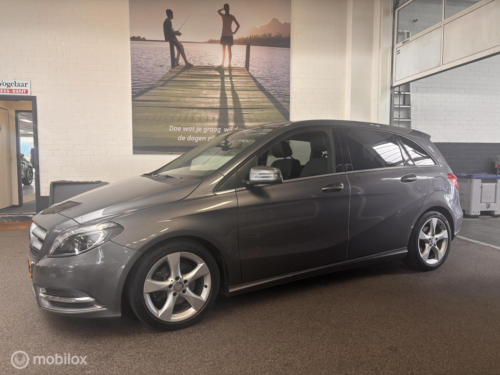 Foto van Mercedes-Benz B 180