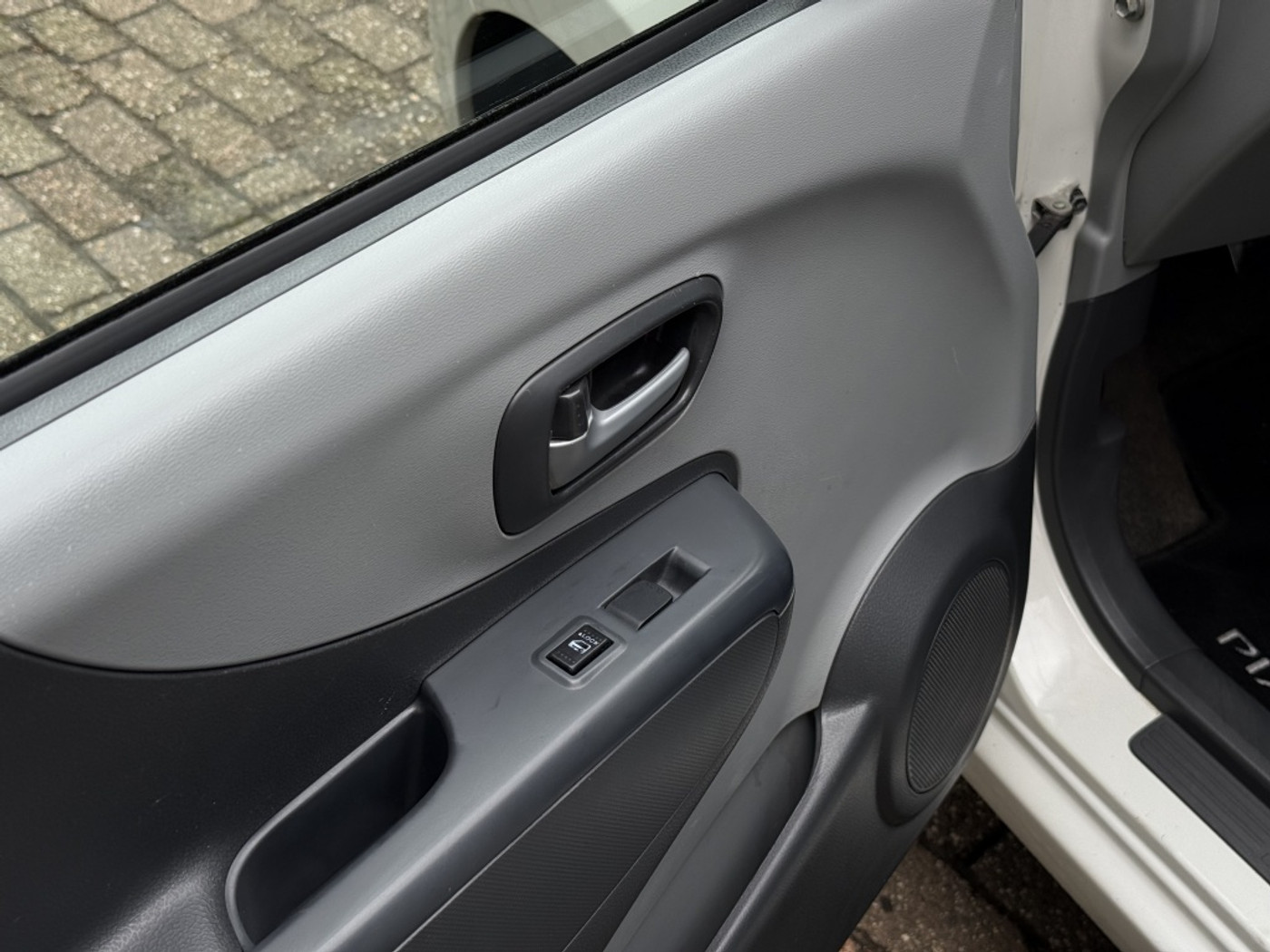 Foto van Nissan Nissan Pixo