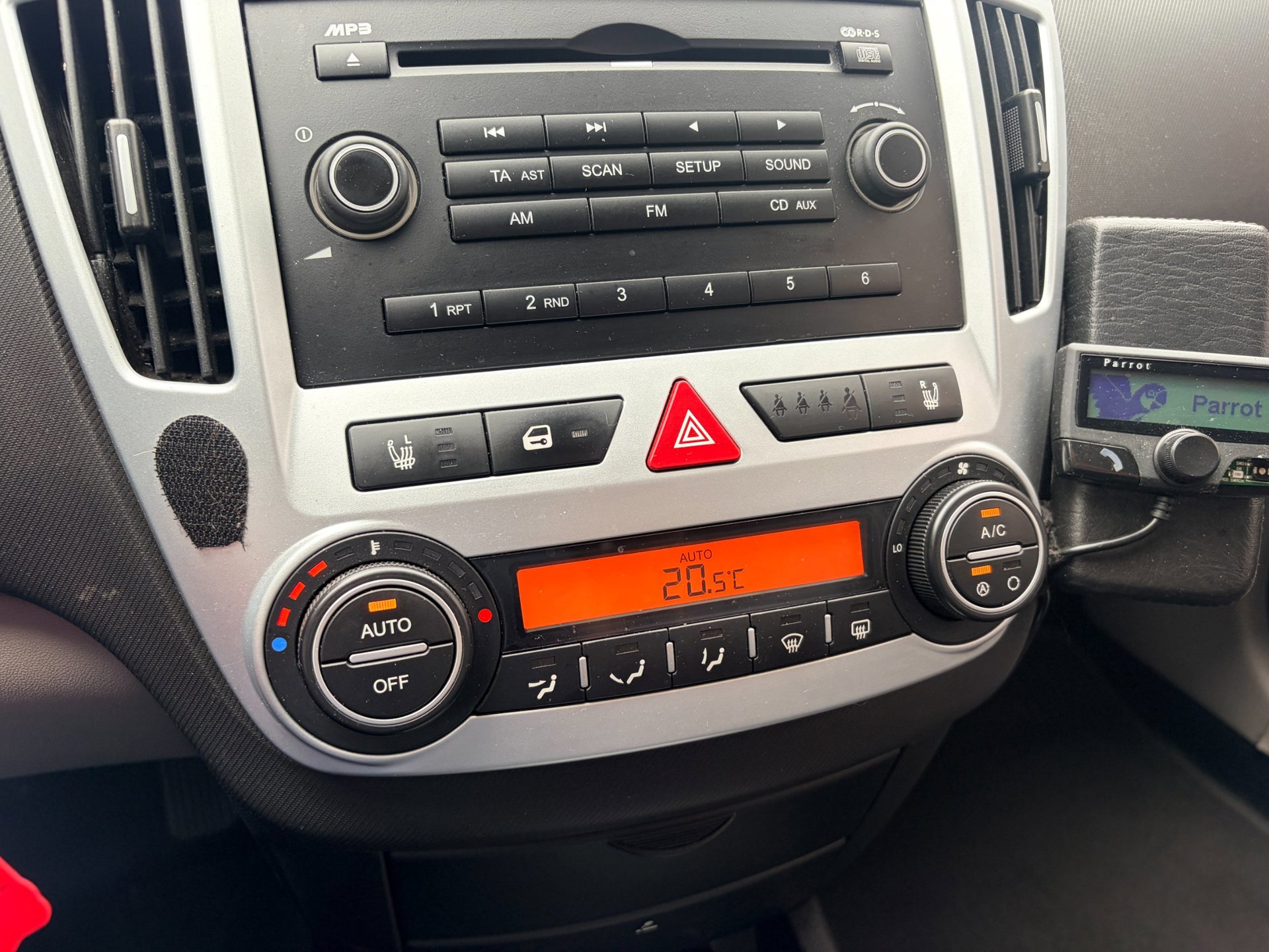 Foto van Kia Cee D