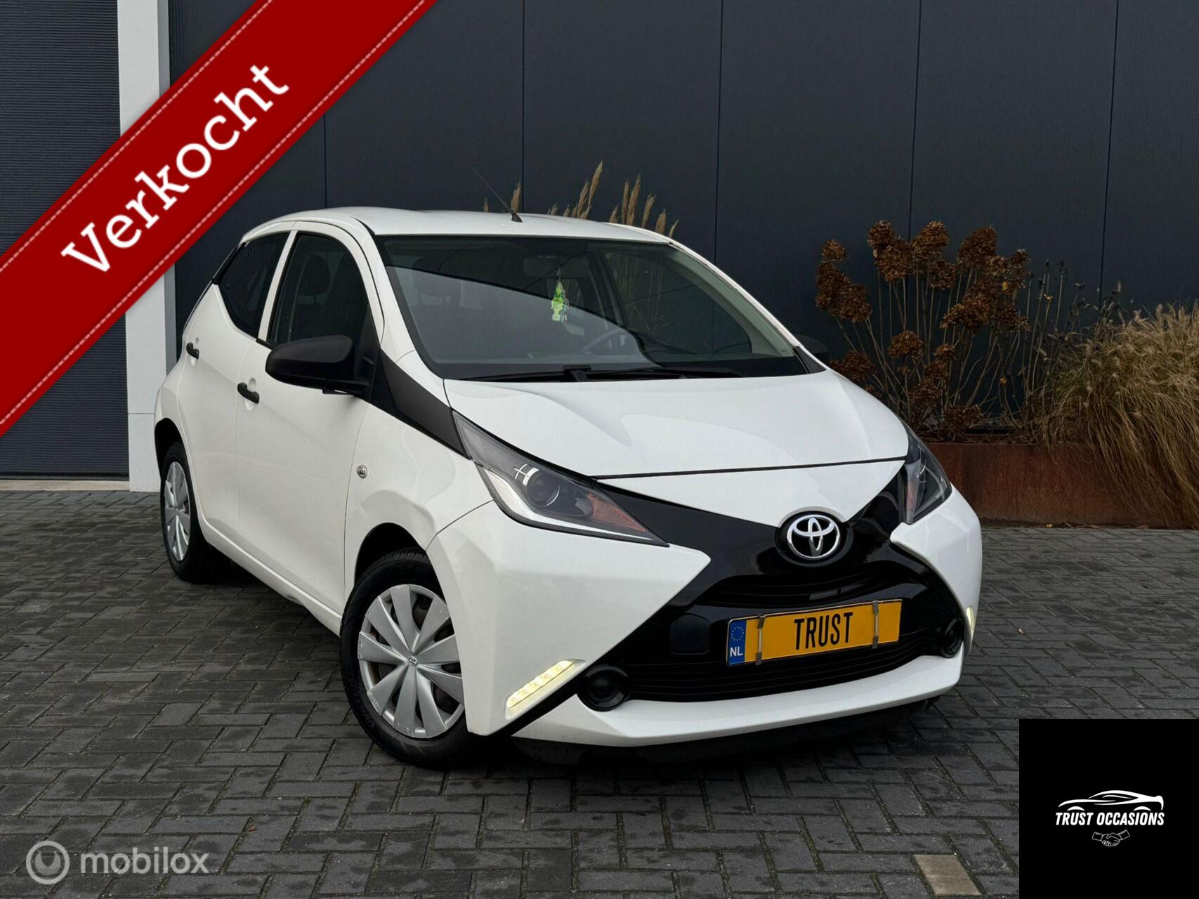 Toyota Toyota Aygo X NAP Airco APK 5-DRS LED CARPLAY 2016 - voorkant