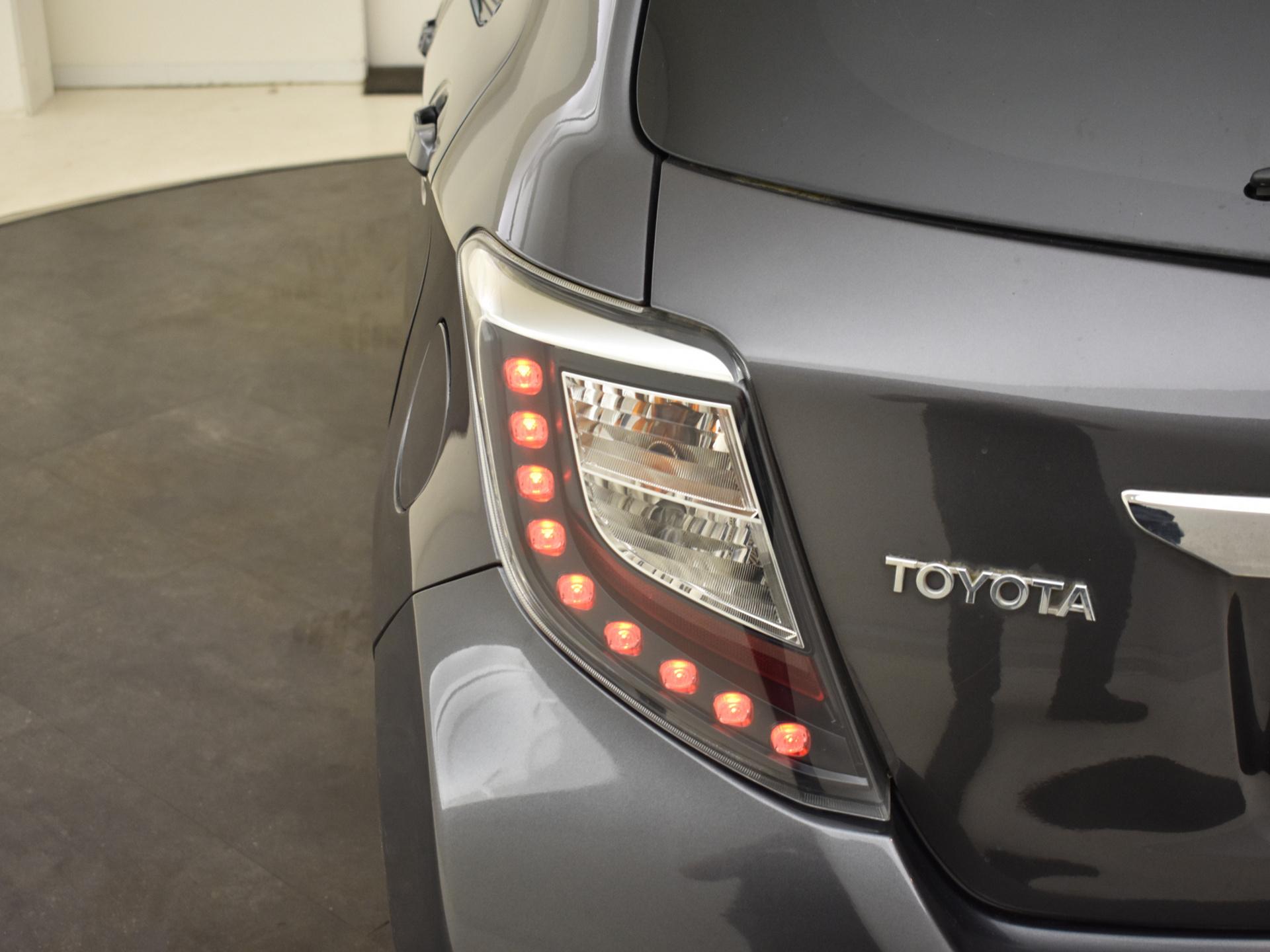 Foto van Toyota Toyota Yaris Hybrid