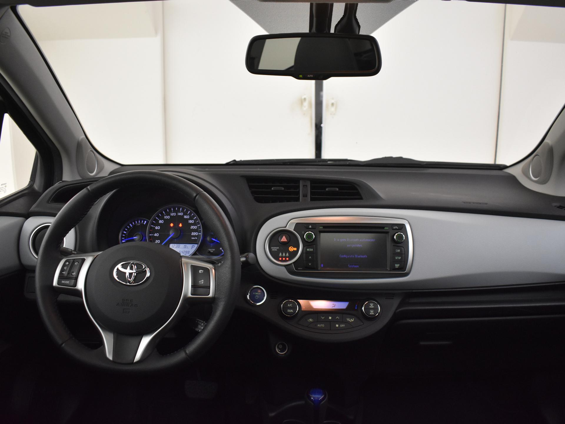 Foto van Toyota Toyota Yaris Hybrid