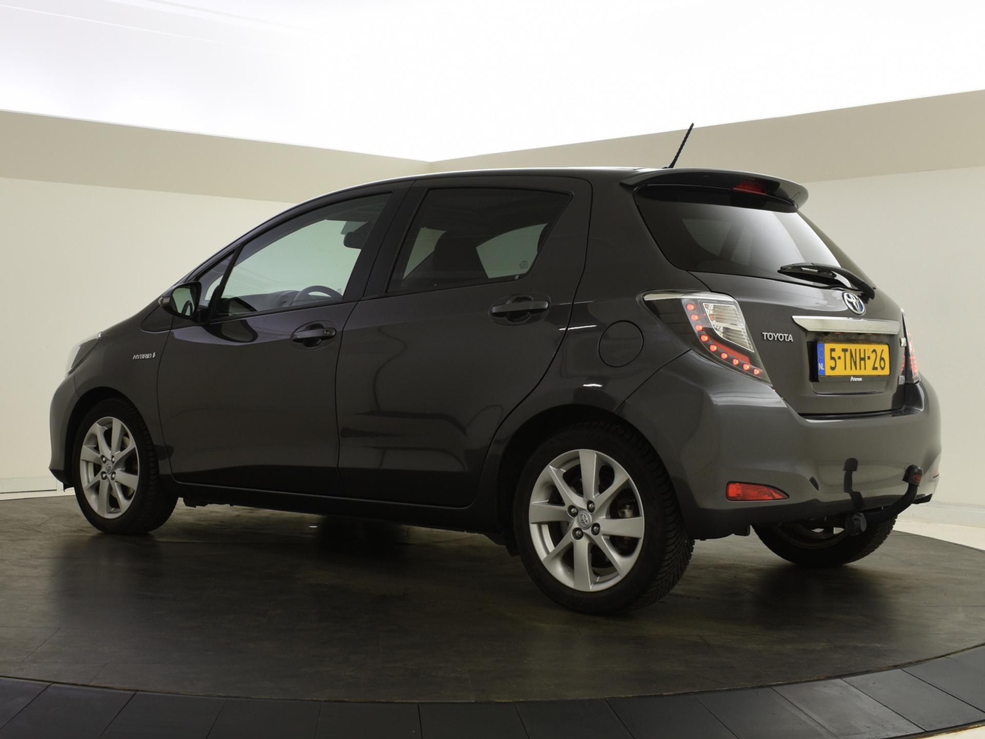 Foto van Toyota Toyota Yaris Hybrid