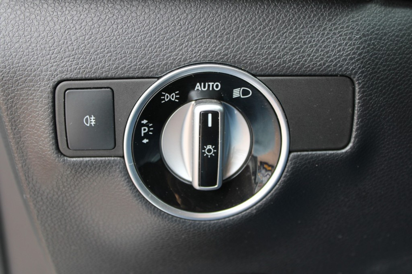 Foto van Mercedes-Benz B 180