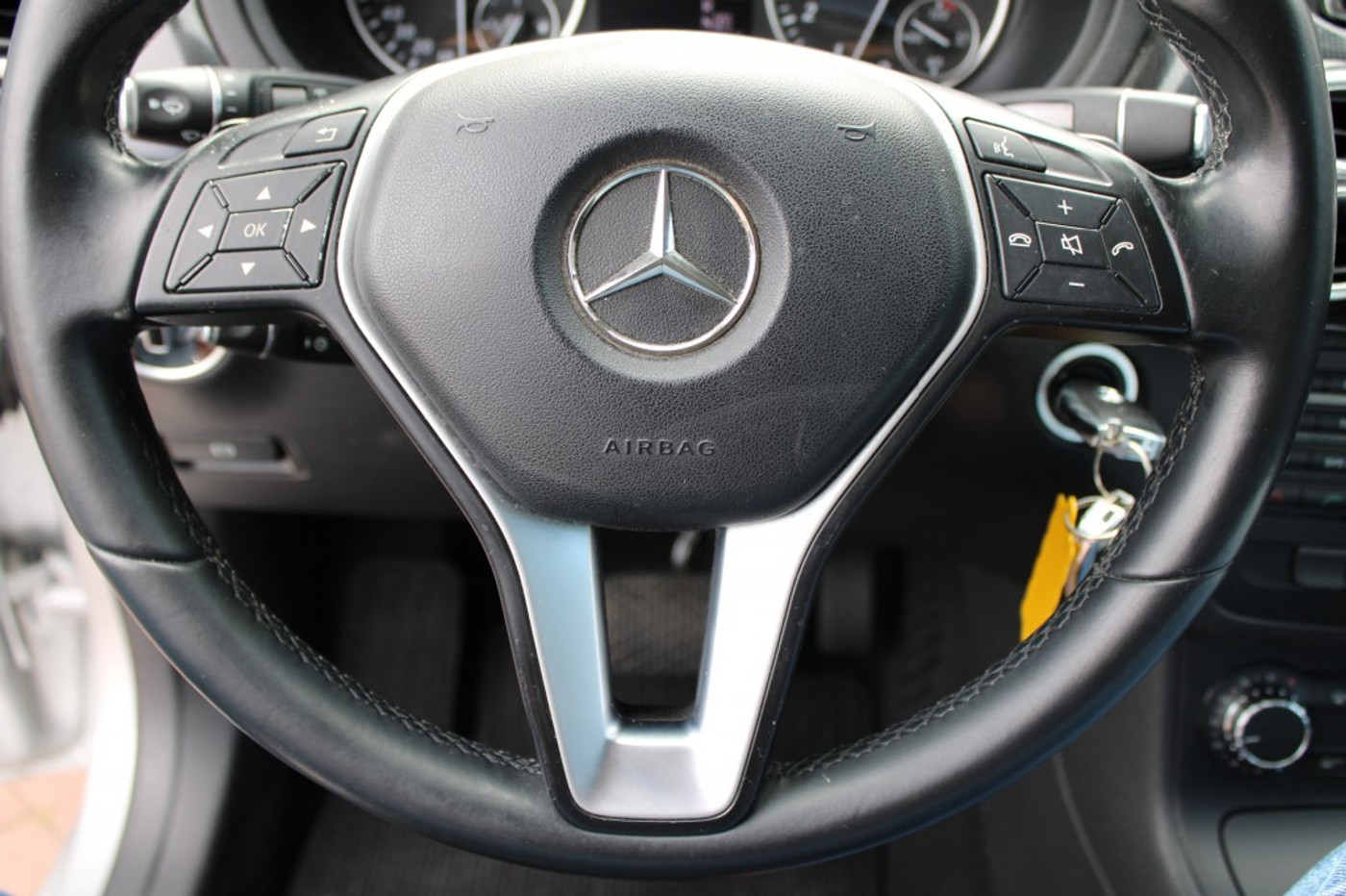 Foto van Mercedes-Benz B 180