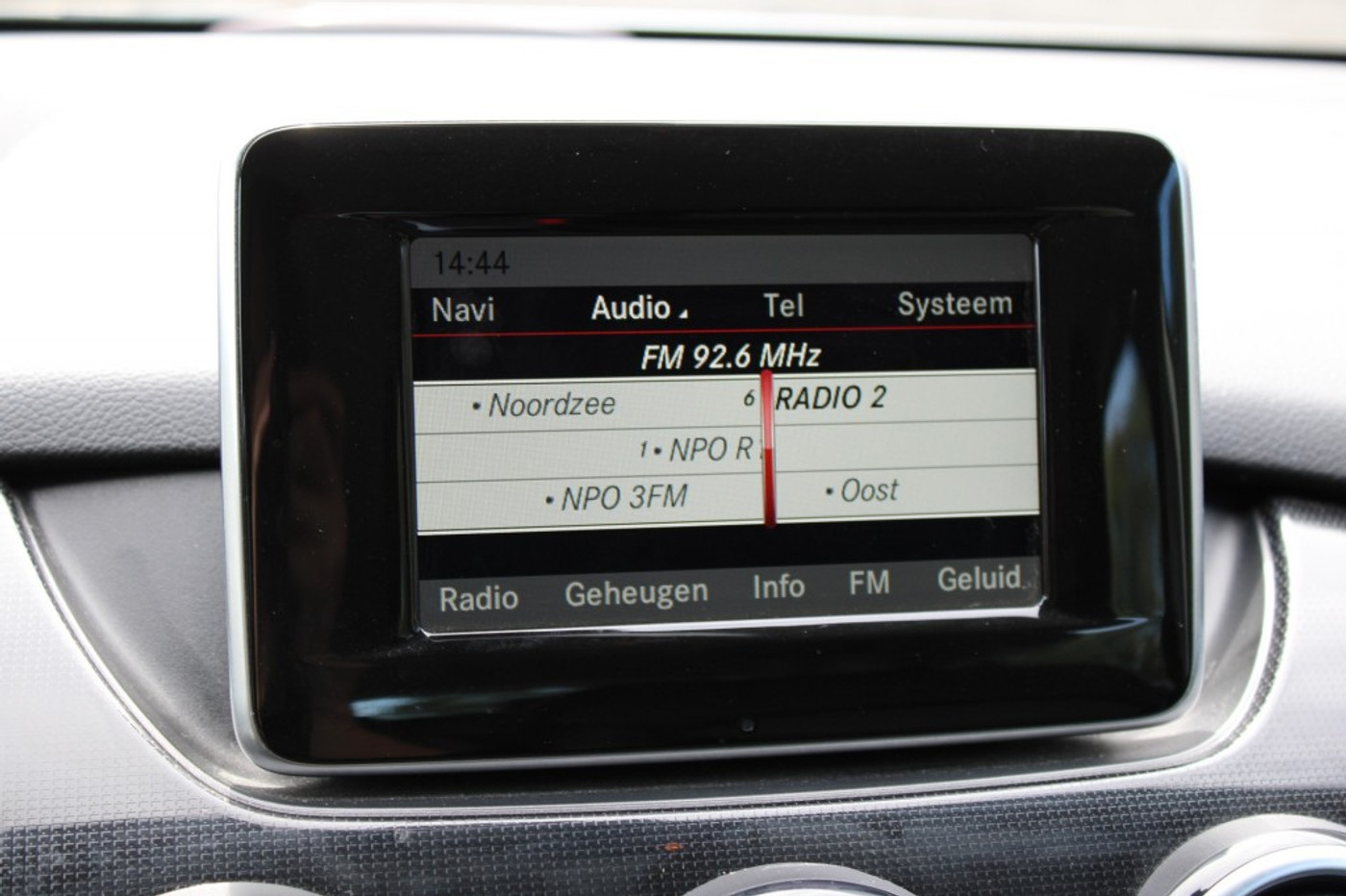 Foto van Mercedes-Benz B 180