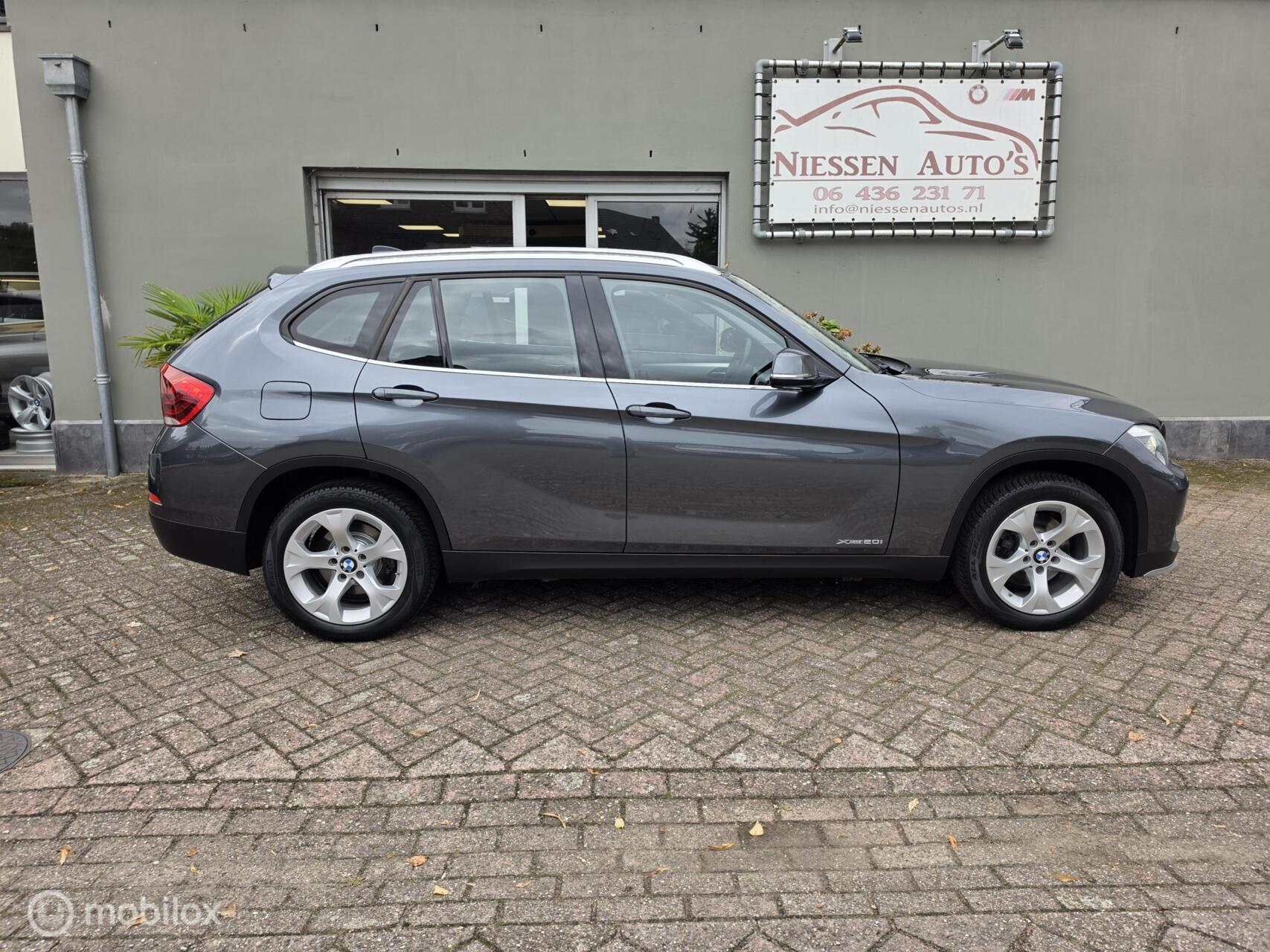 Foto van BMW X1 Xdrive20i