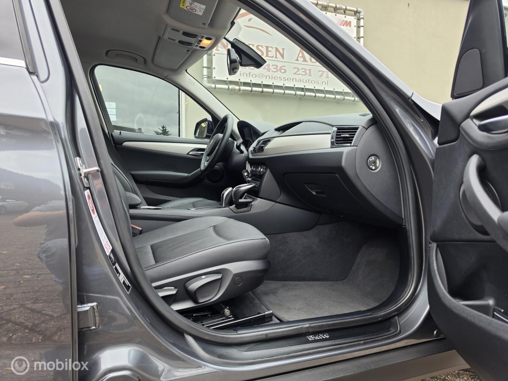 Foto van BMW X1 Xdrive20i