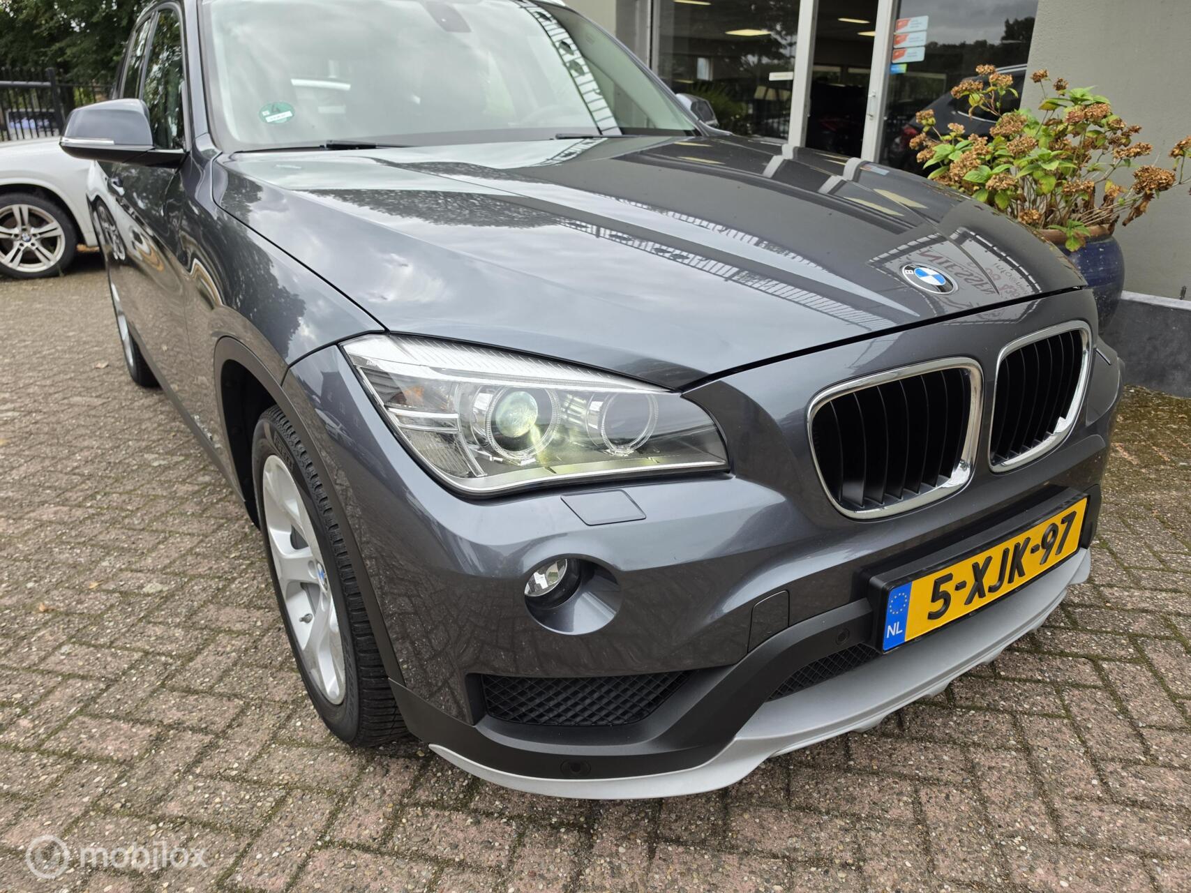 Foto van BMW X1 Xdrive20i