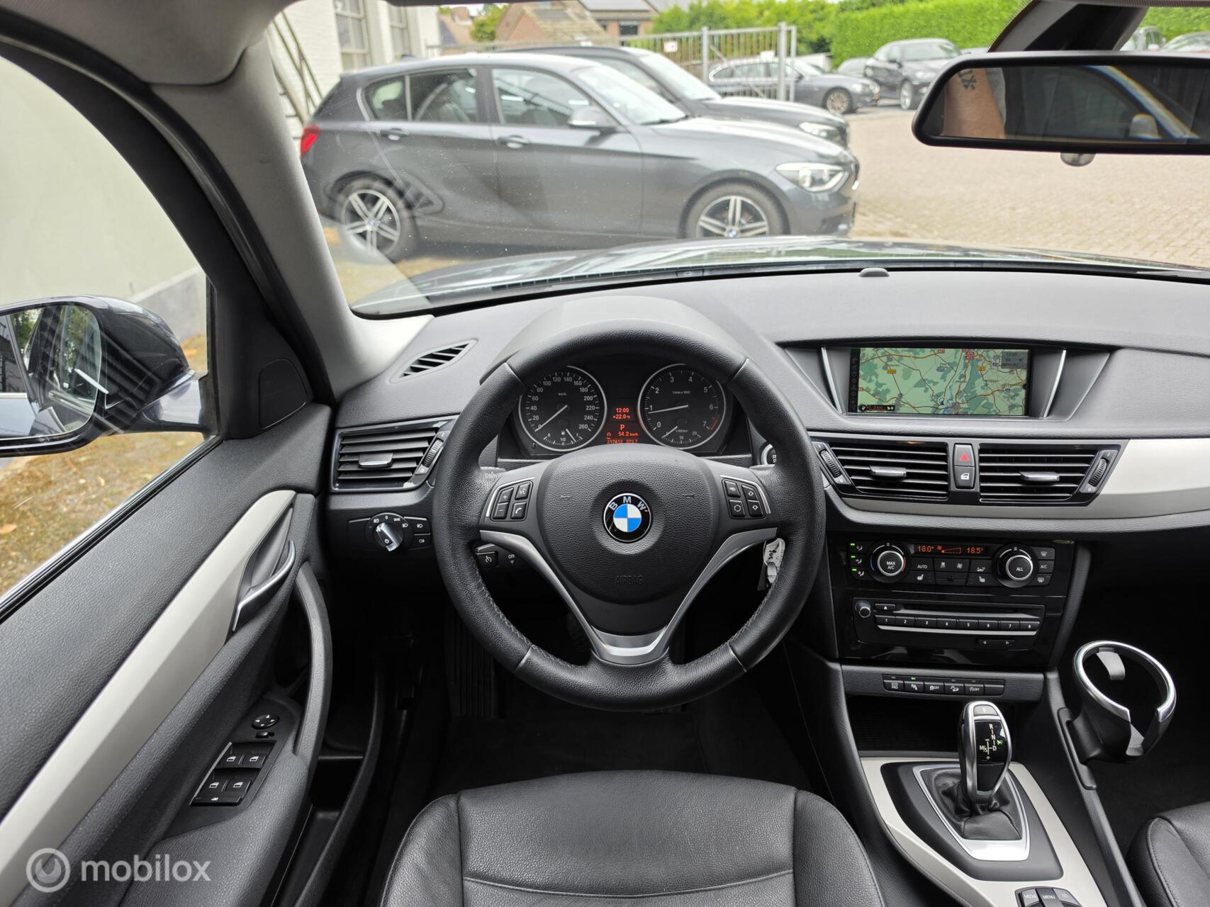 Foto van BMW X1 Xdrive20i