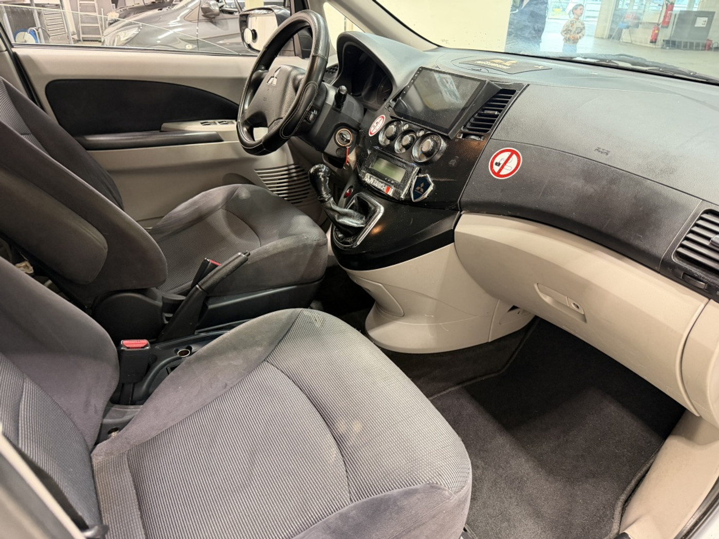 Foto van Mitsubishi Mitsubishi Grandis