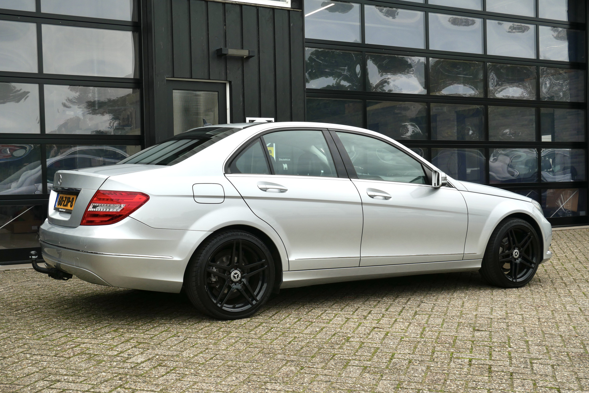 Foto van Mercedes-Benz C 180