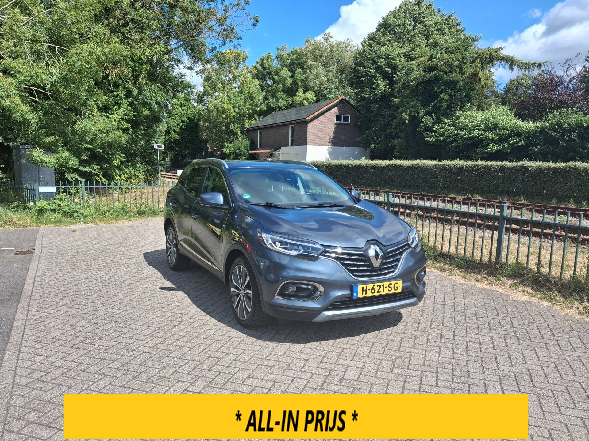 Renault Kadjar 1.3 TCe Zen luxe AUTOMAAT navi clima trekhaak mooie auto ALLINPRIJS 2019 - voorkant