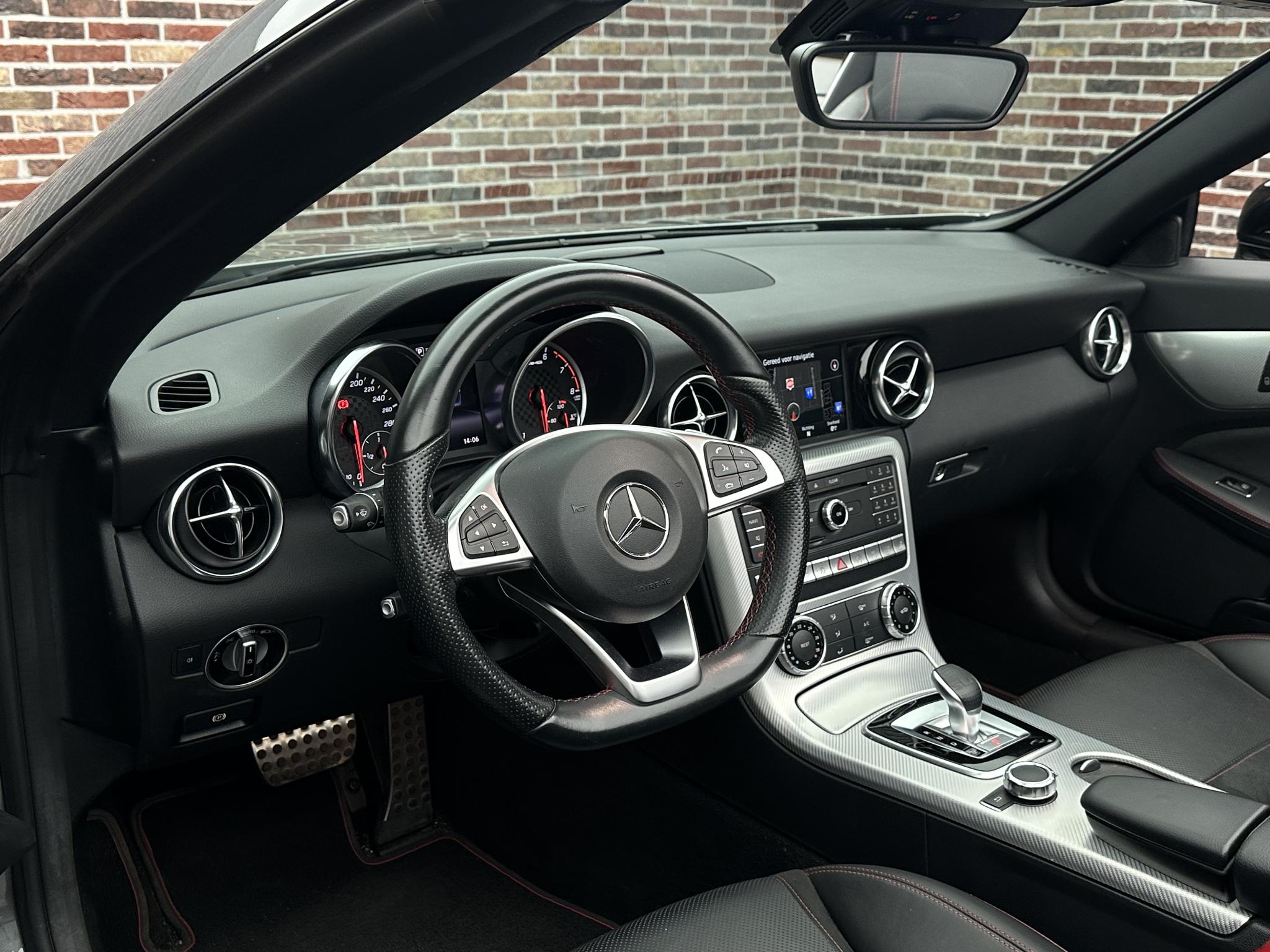 Foto van Mercedes-Benz SLC