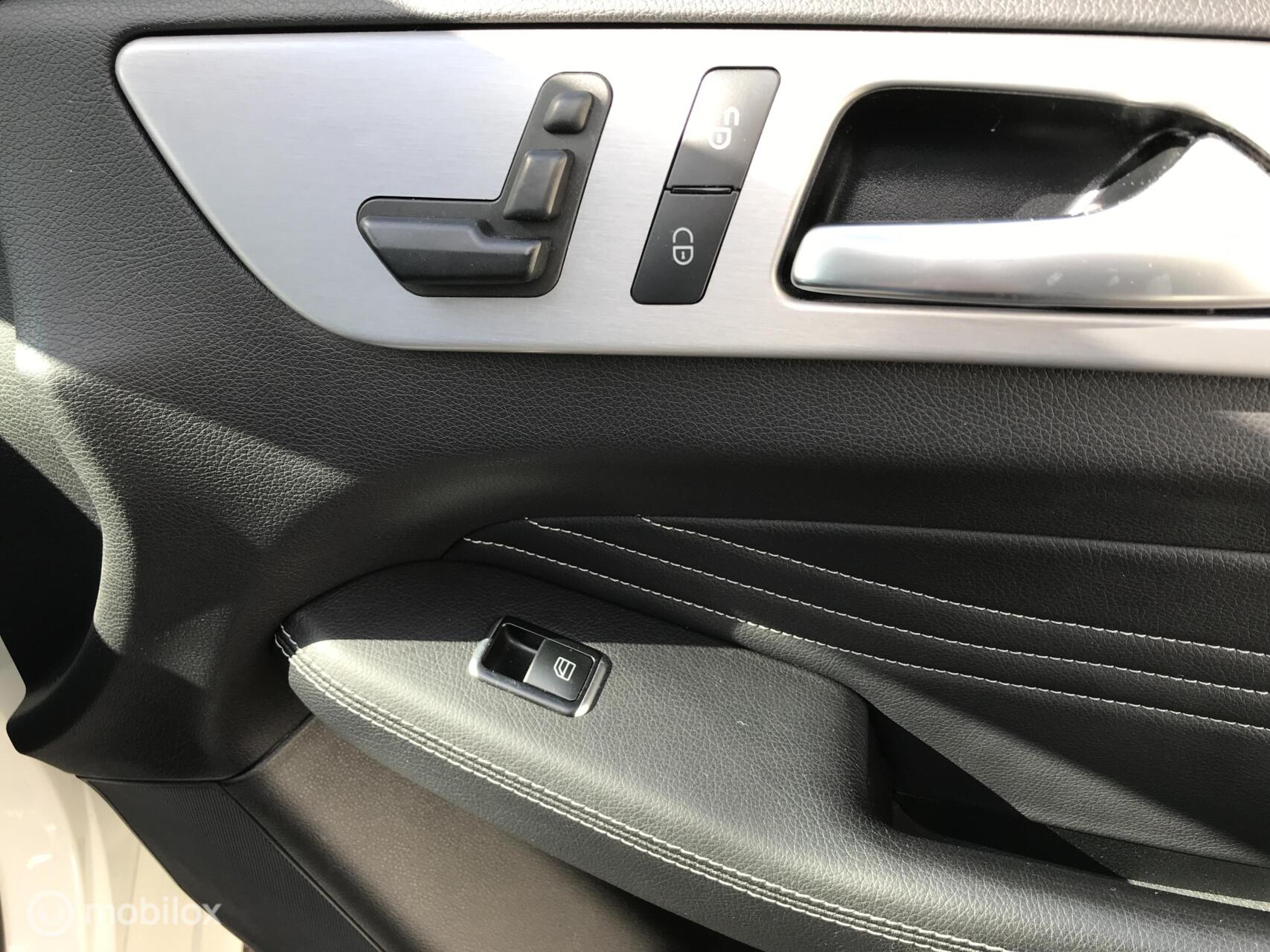 Foto van Mercedes-Benz M-klasse