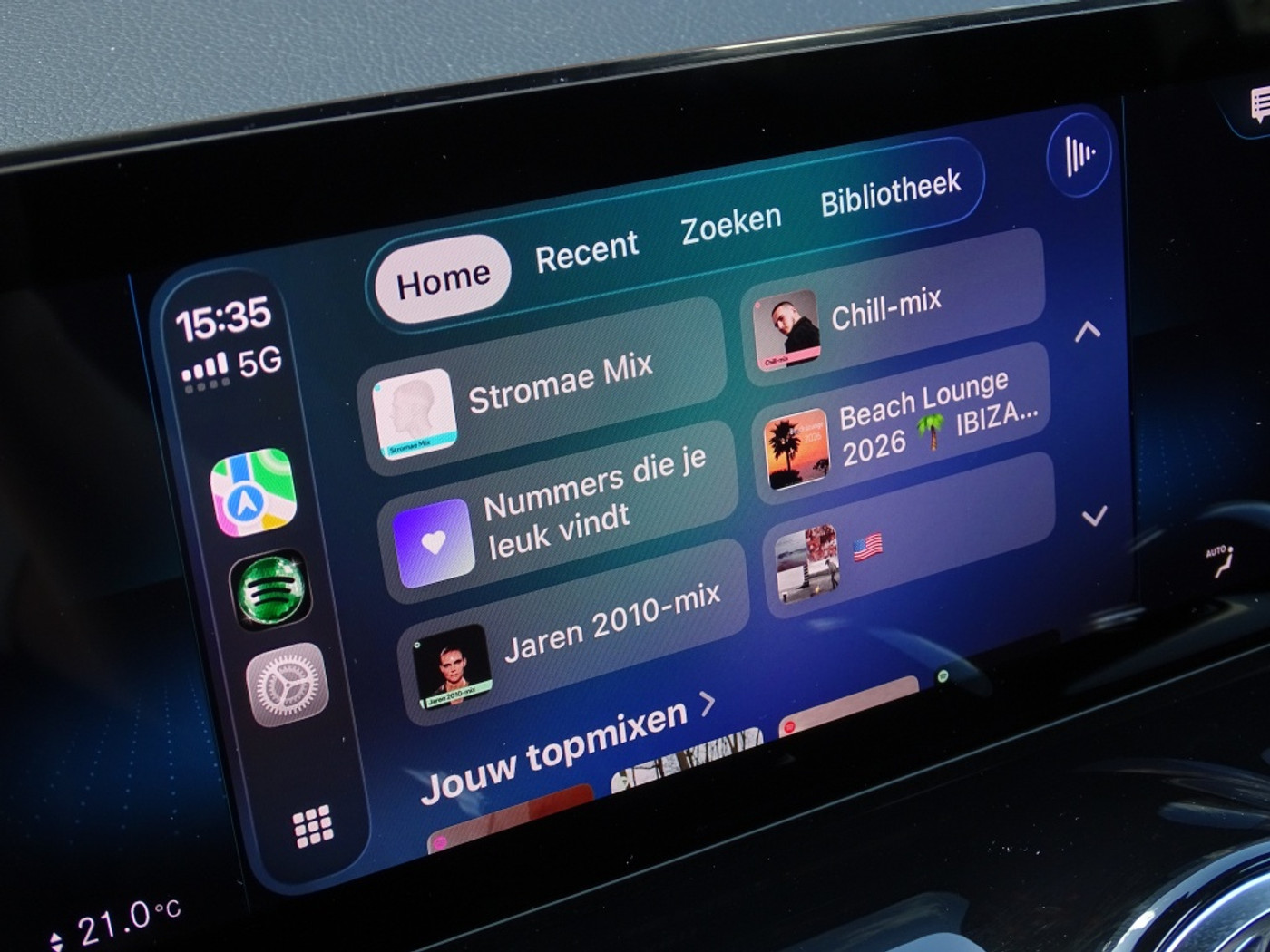 Foto van Mercedes-Benz B 250 E