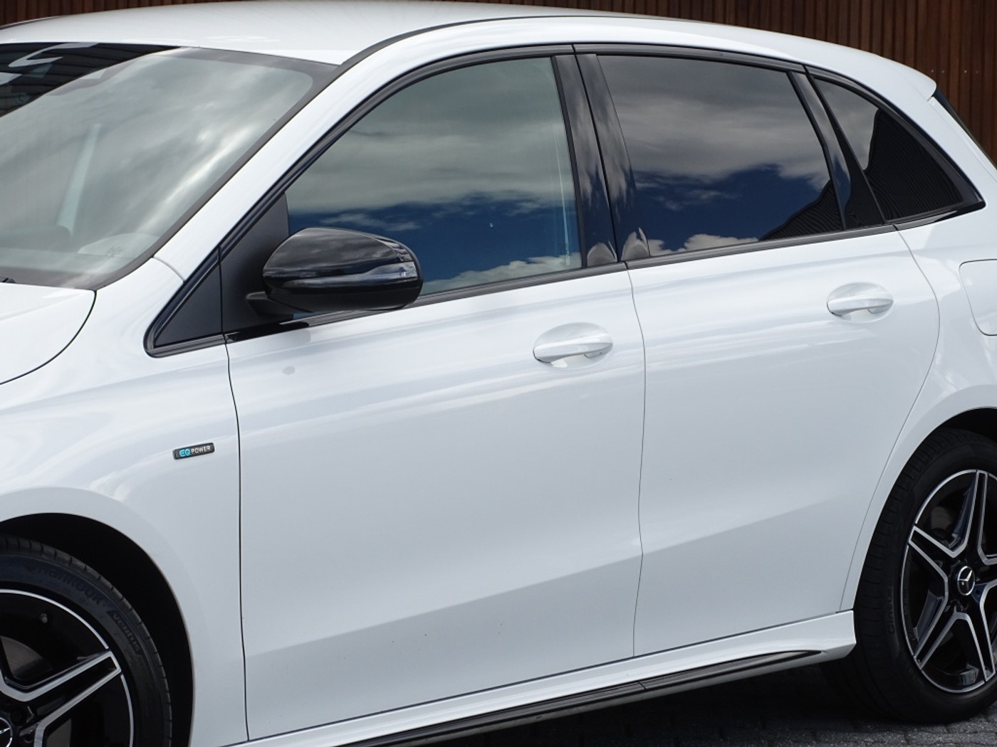 Foto van Mercedes-Benz B 250 E