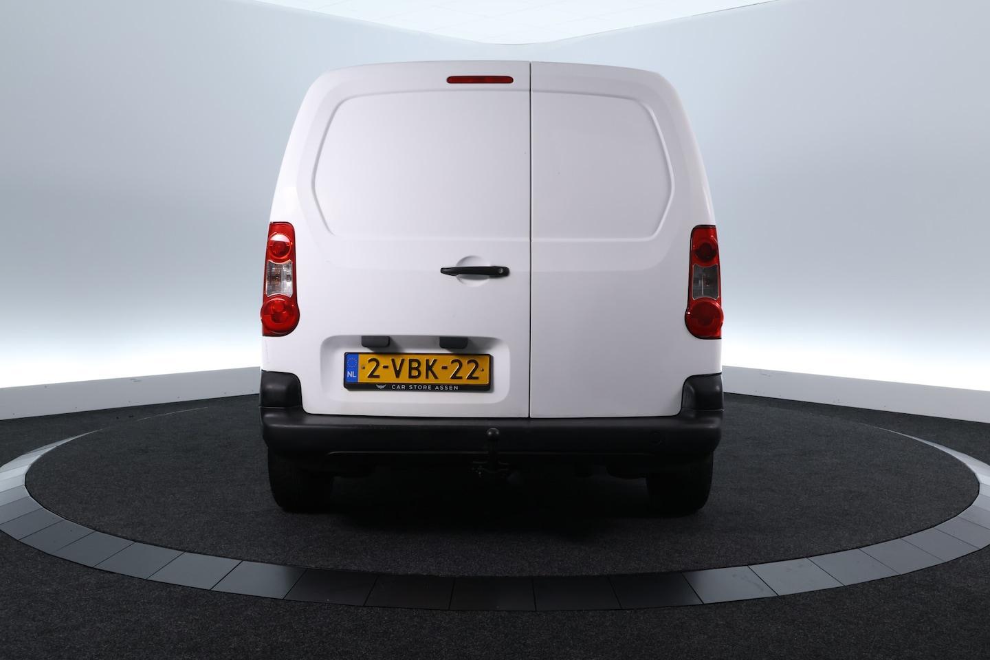 Foto van Peugeot Partner 120 L1 1.6hdif 66kw - 2pl