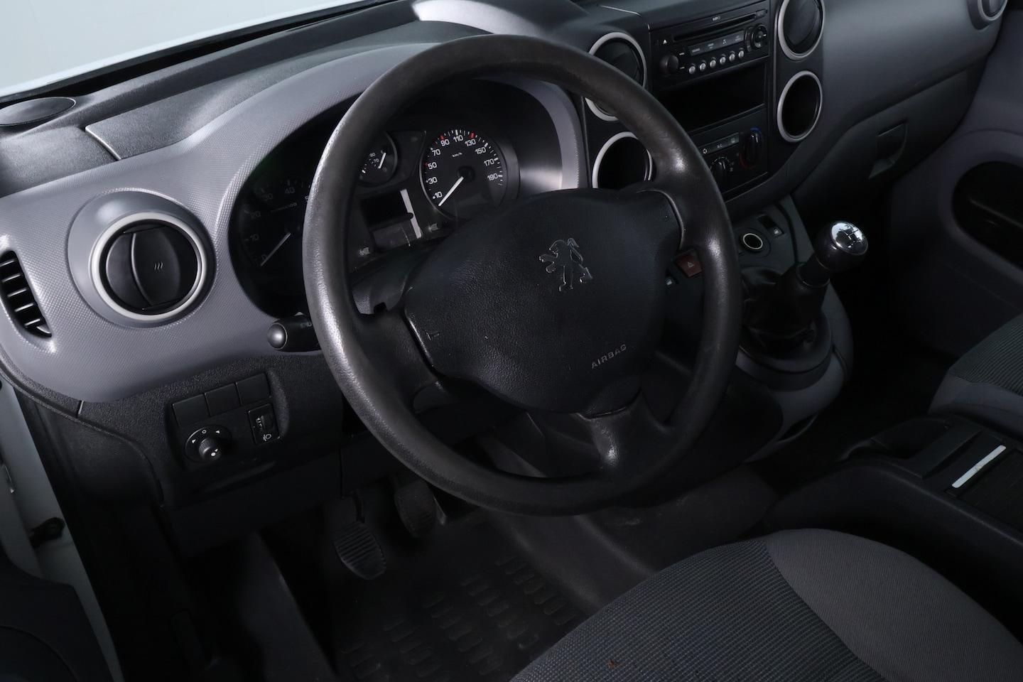 Foto van Peugeot Partner 120 L1 1.6hdif 66kw - 2pl