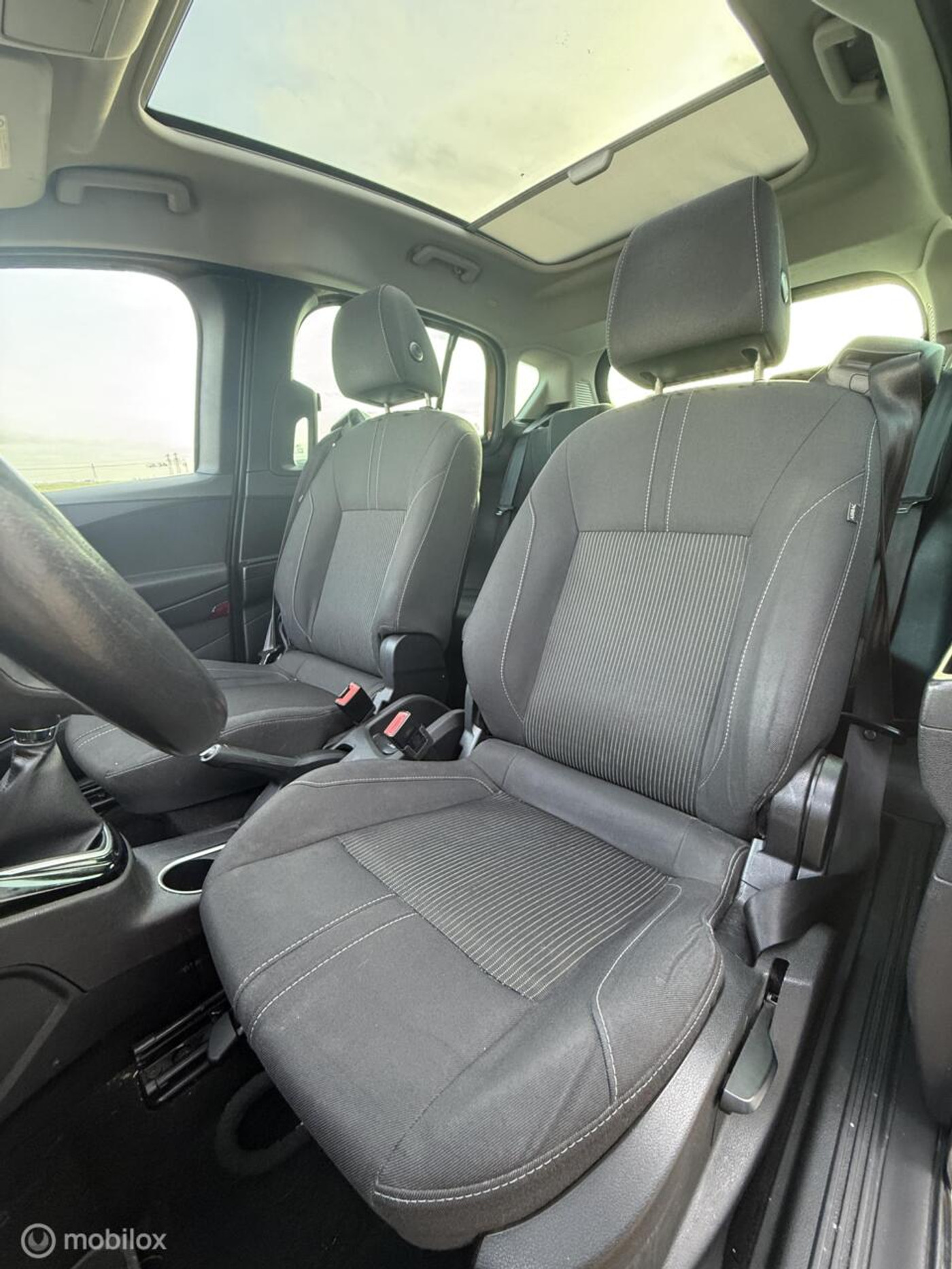 Foto van Ford B-max