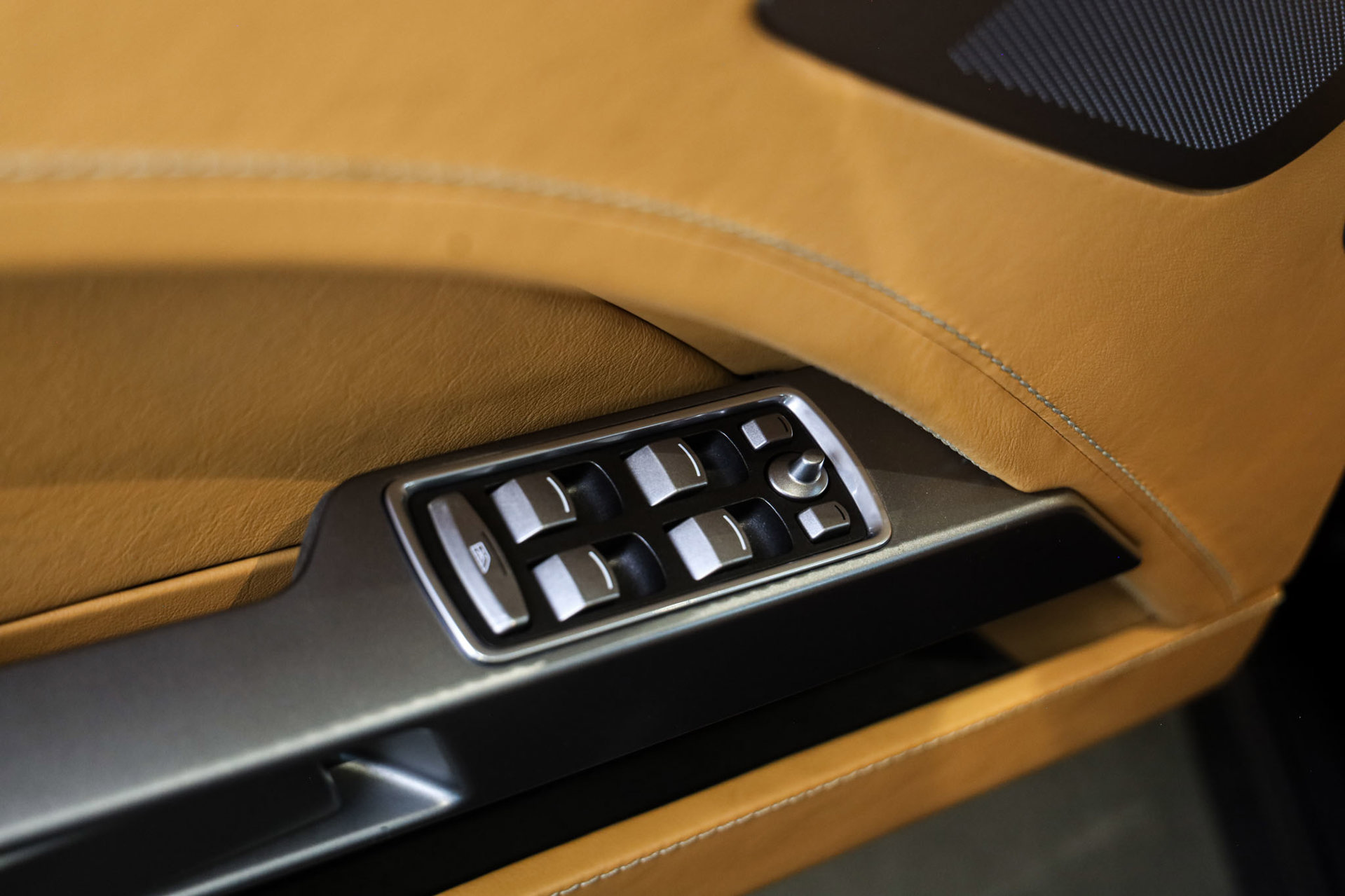 Foto van Aston Martin Rapide