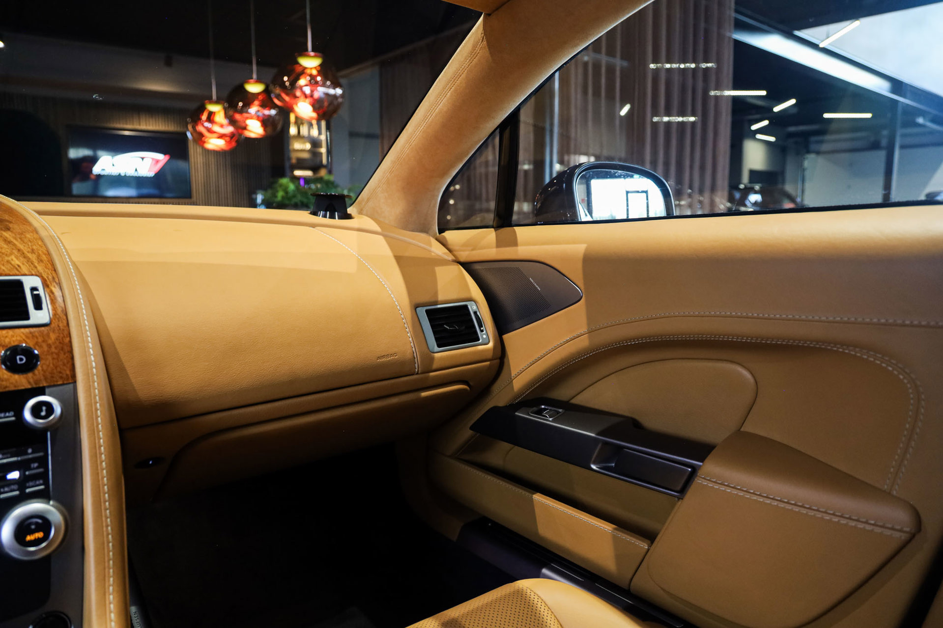 Foto van Aston Martin Rapide