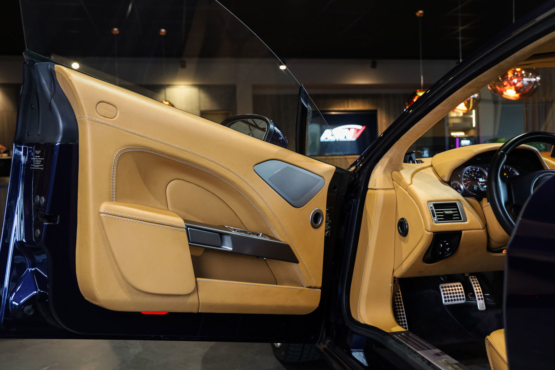 Foto van Aston Martin Rapide