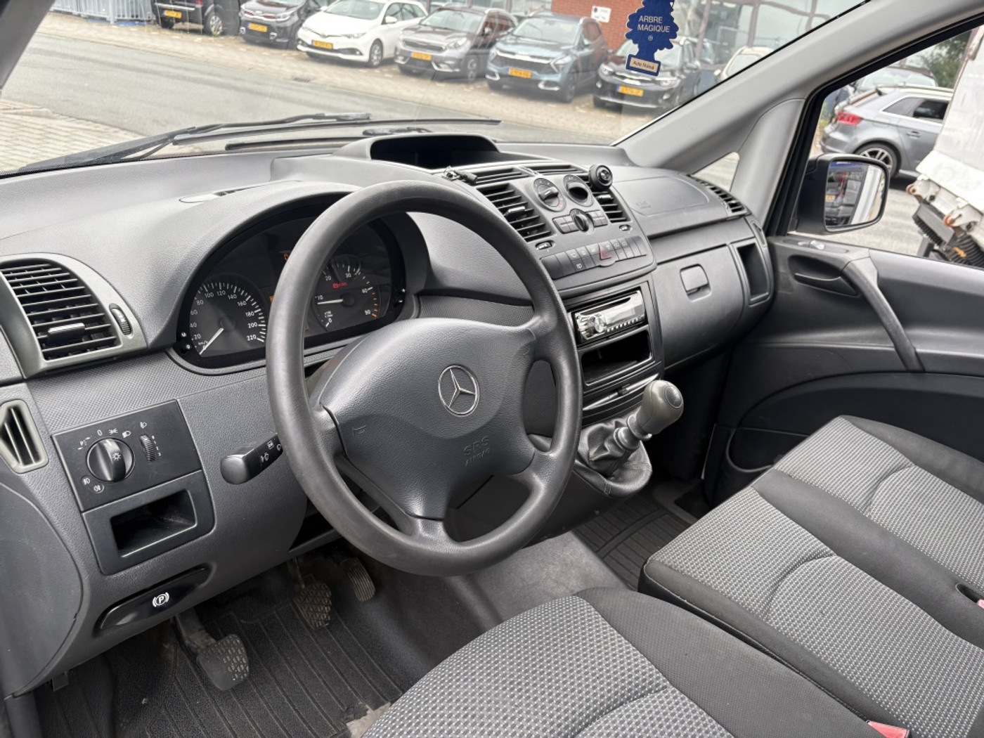 Foto van Mercedes-Benz Vito