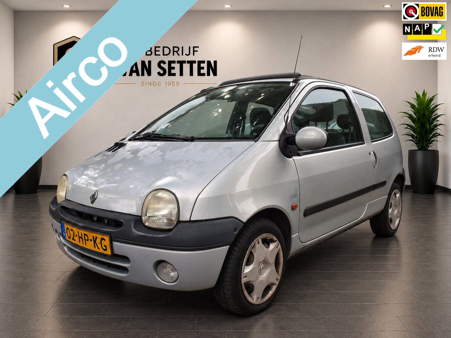 Renault Twingo 1.2 Epicéa Nieuwe APK 2001 - voorkant