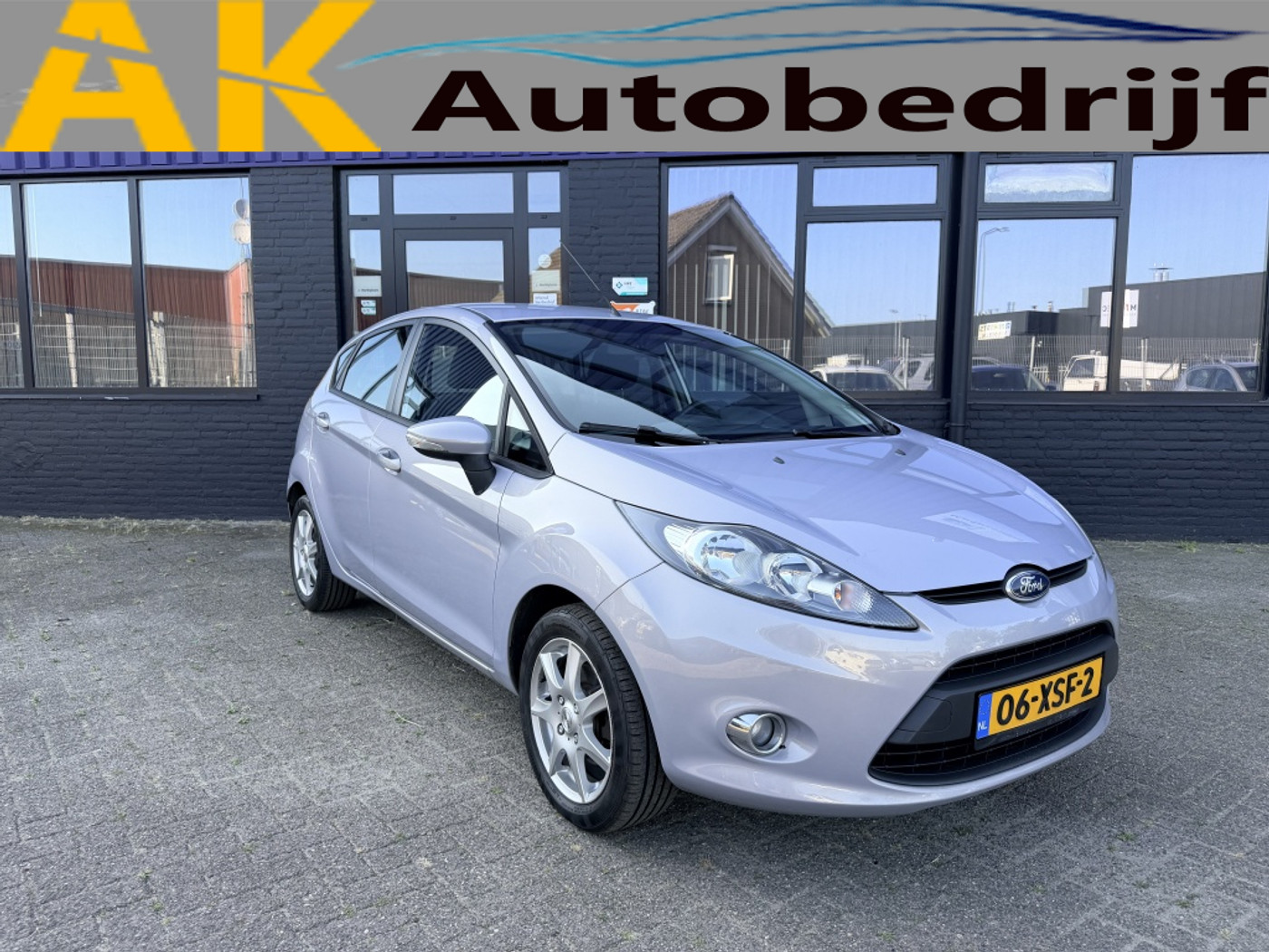 Ford Fiesta 1.25 Trend 2011 - voorkant