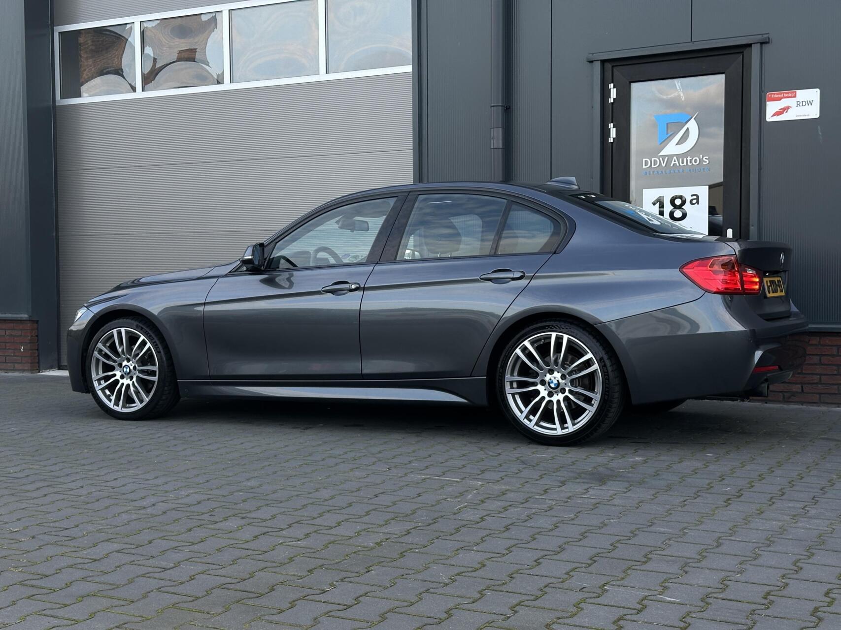 Foto van BMW 320i
