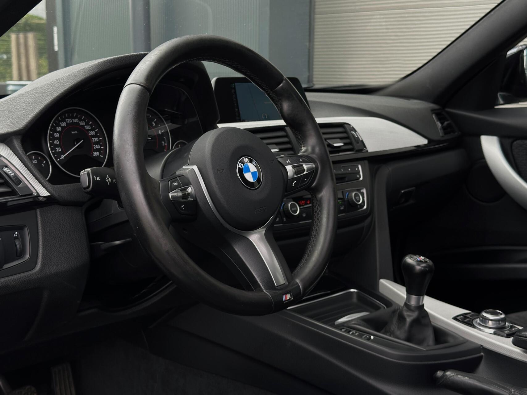 Foto van BMW 320i