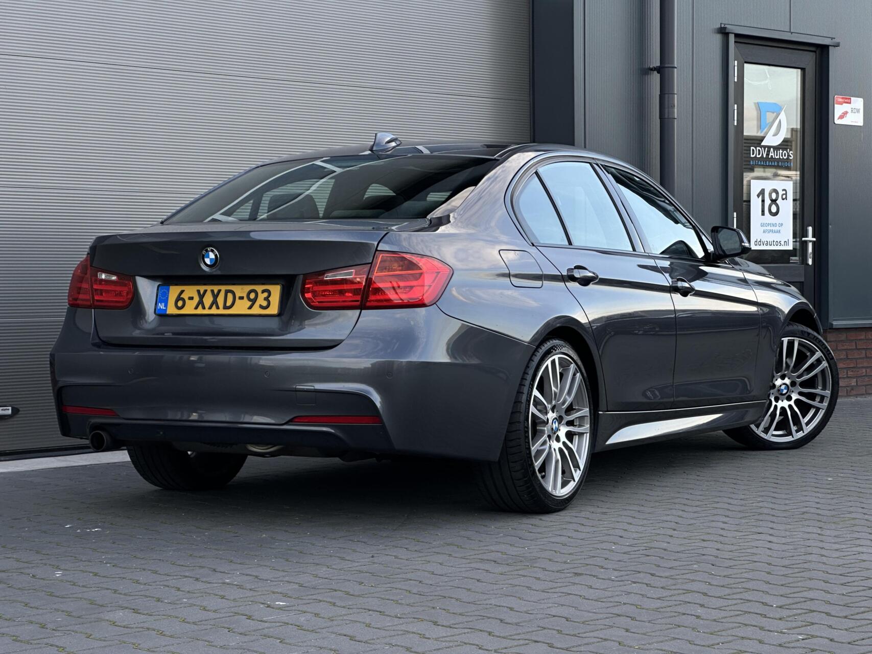 Foto van BMW 320i