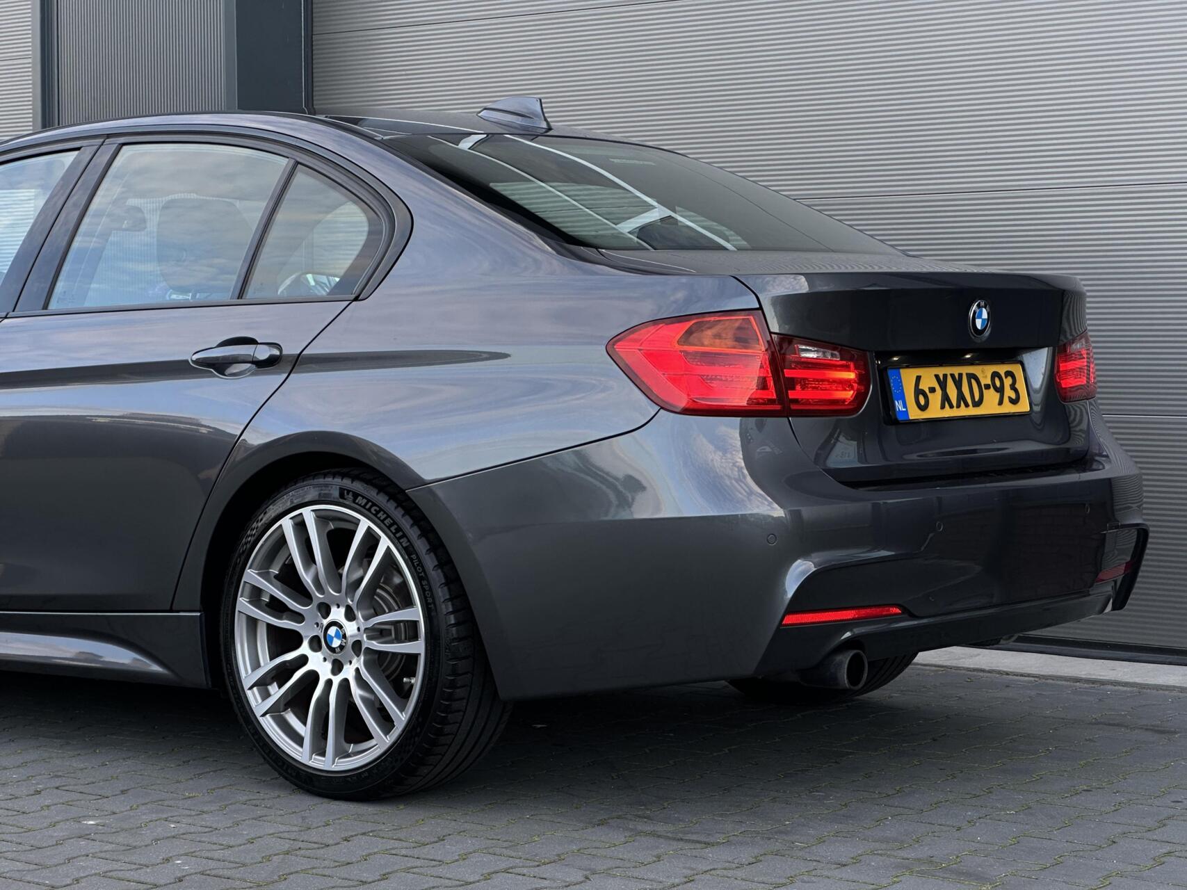 Foto van BMW 320i