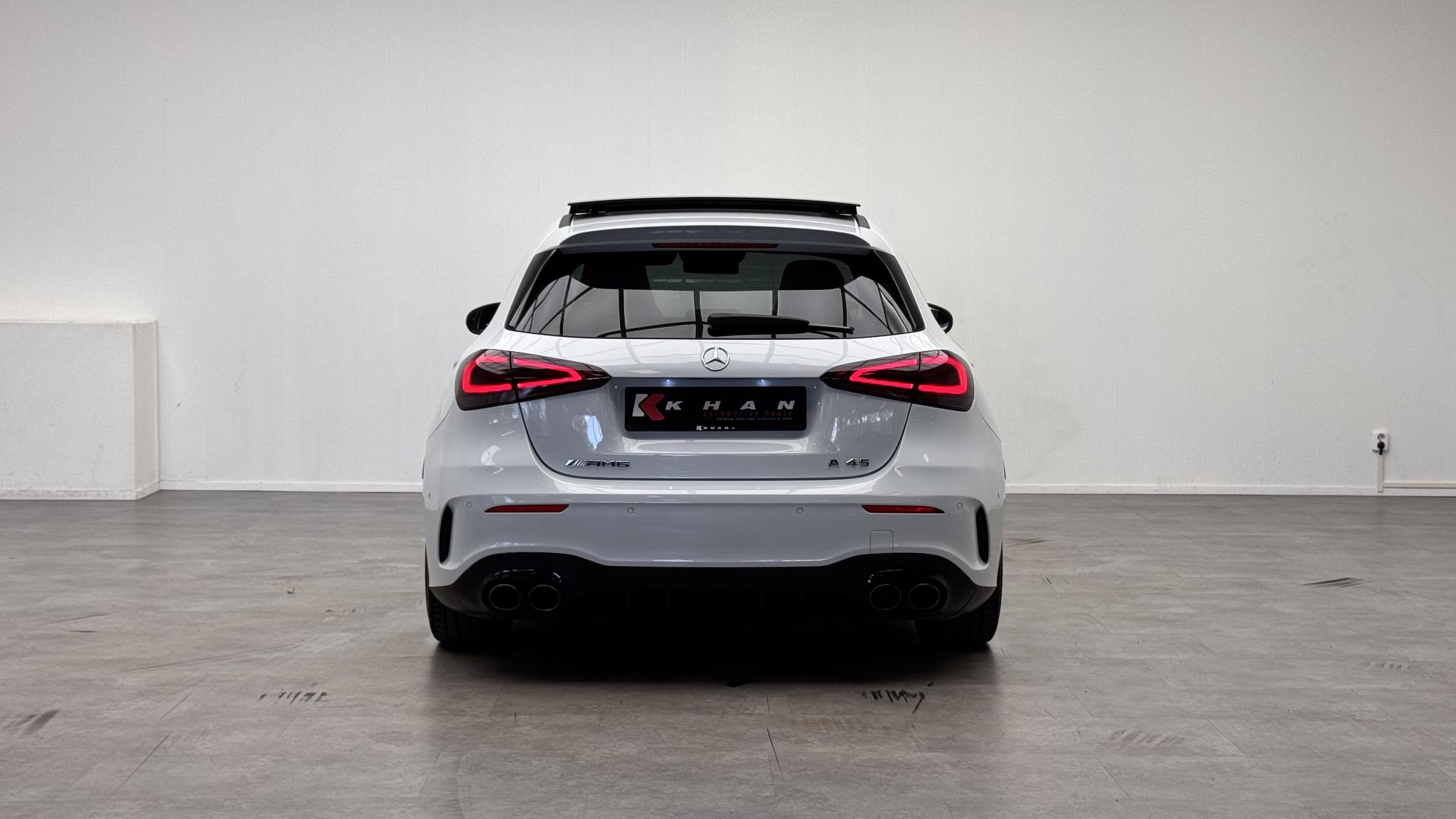 Foto van Mercedes-Benz AMG A 45