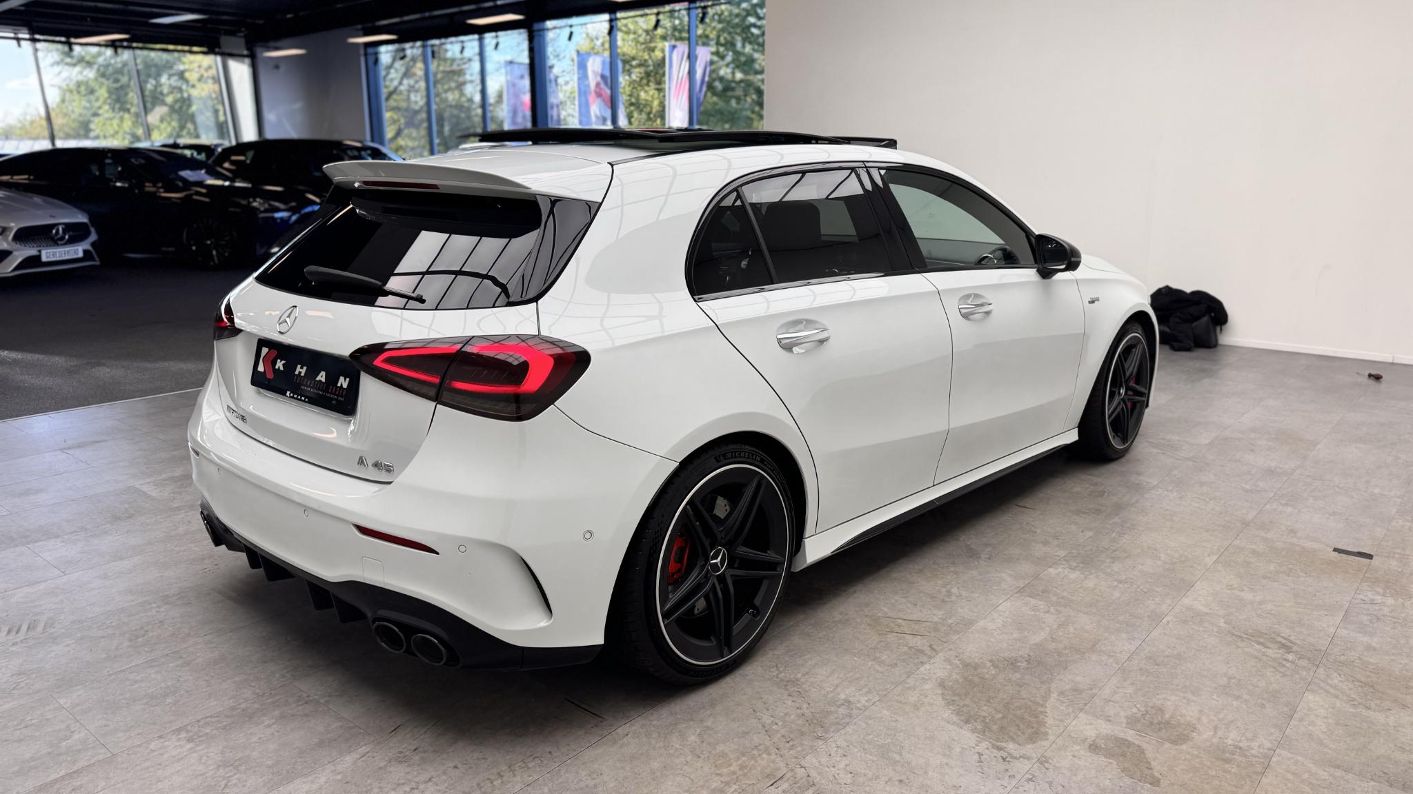 Foto van Mercedes-Benz AMG A 45